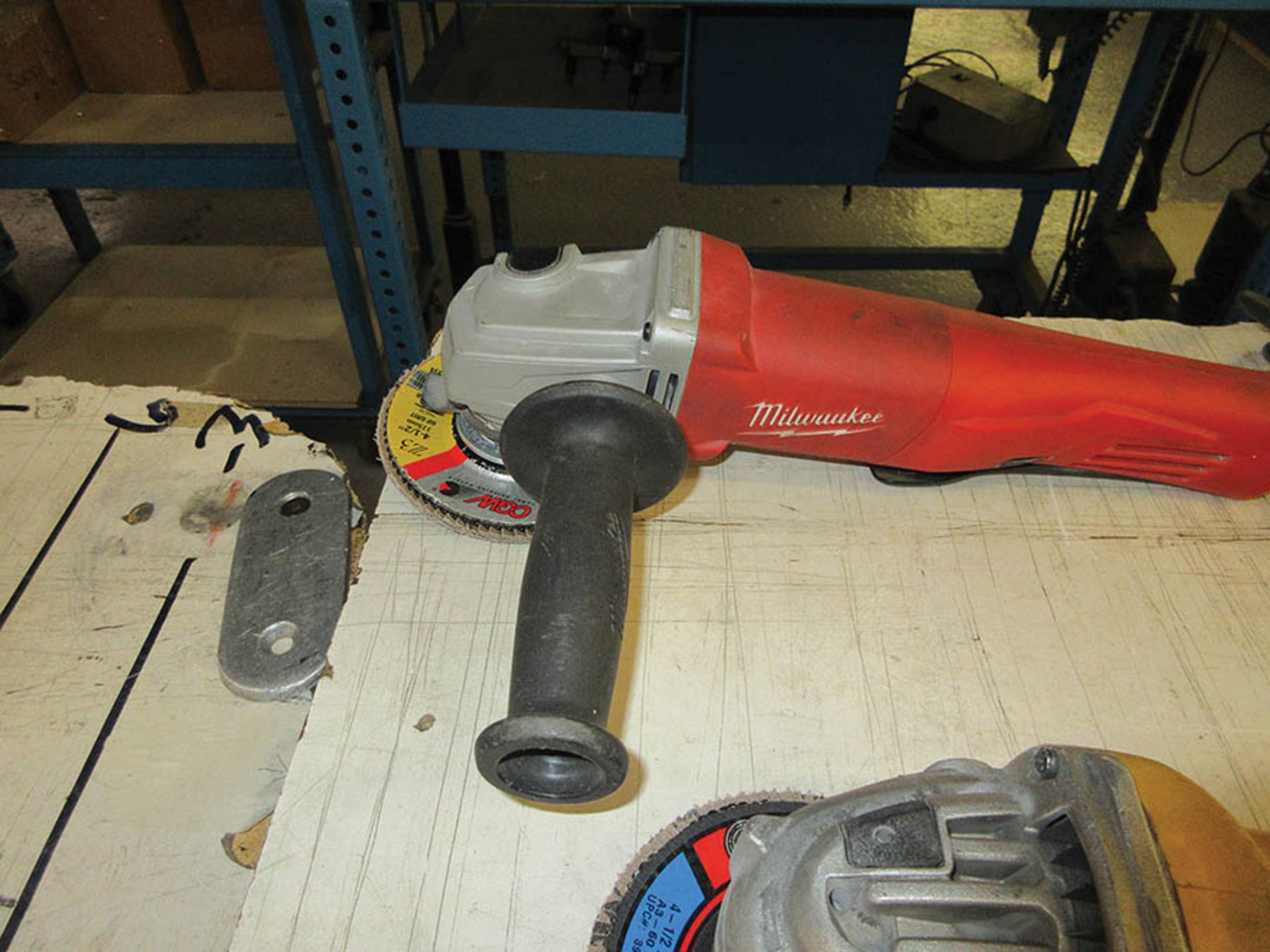 MILWAUKEE 4 1/2'' ANGLE GRINDER, 120V., 12,000 RPM, S/N 601361