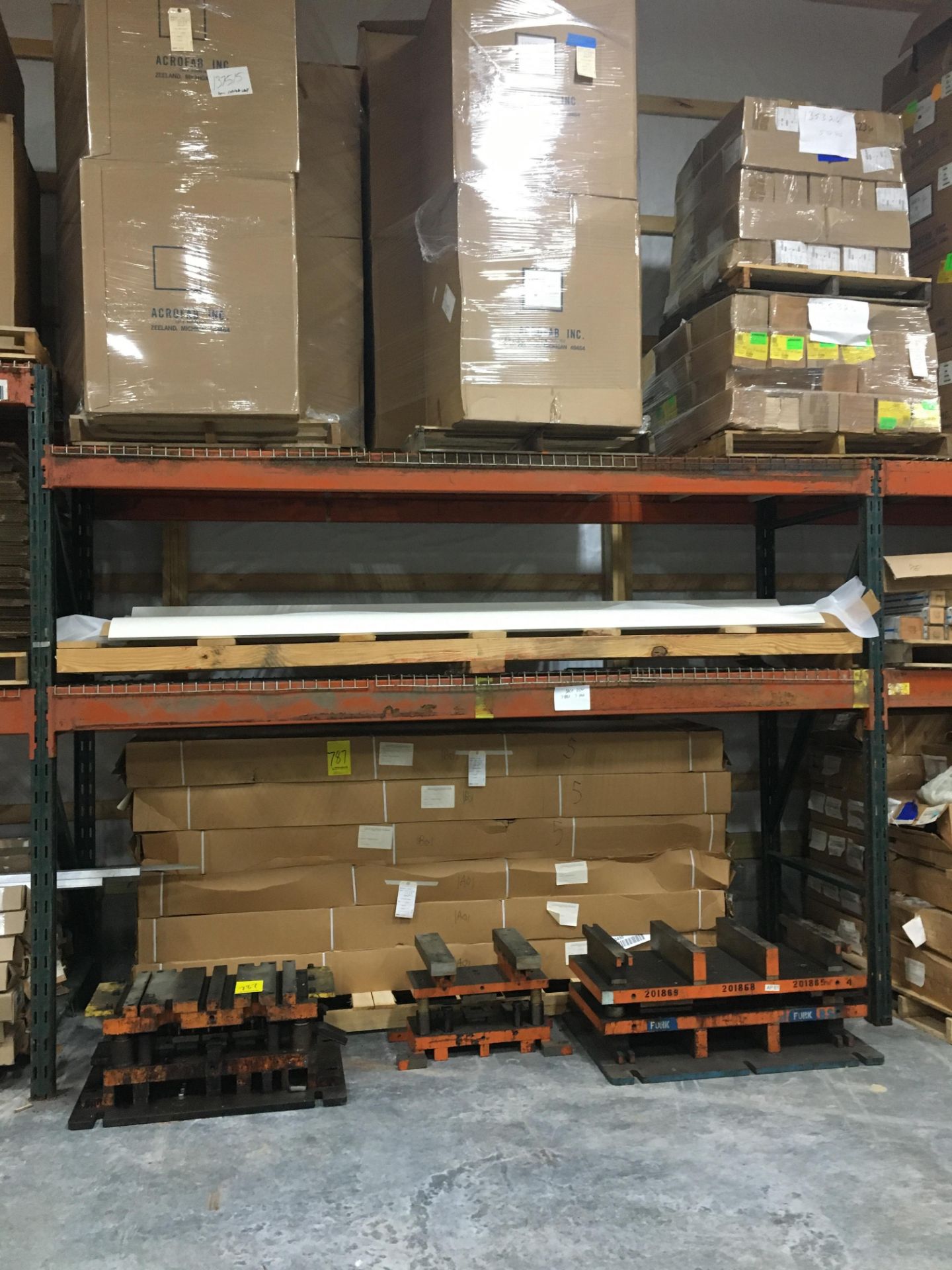 (17) SECTIONS OF PALLET RACK (AT FARM LOCATION) - Image 2 of 3
