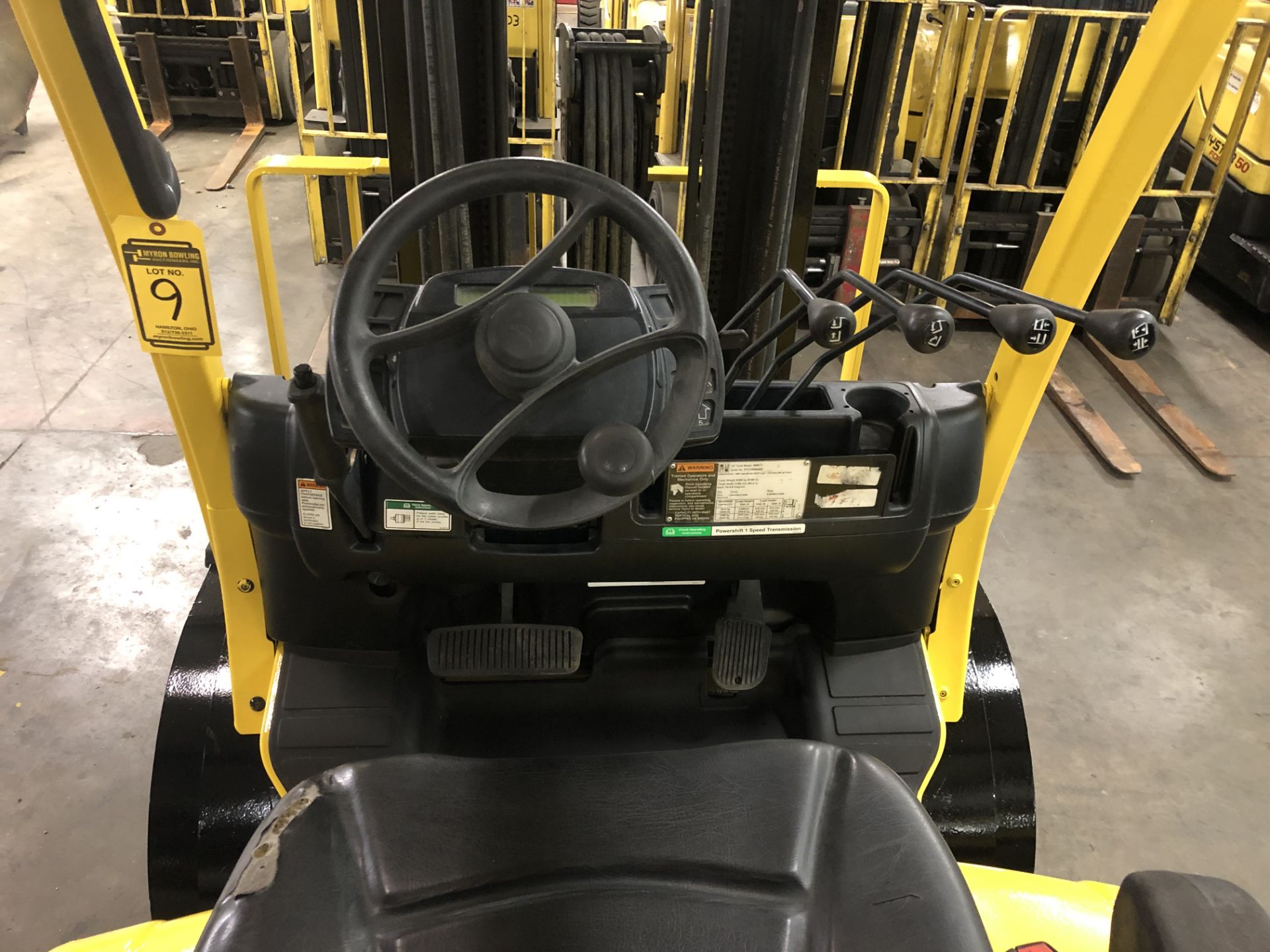 2015 HYSTER 5,000-LB., MODEL: H50FT, S/N: P177V04045N, LPG, LEVER SHIFT TRANSMISSION, PNEUMATIC - Image 2 of 4