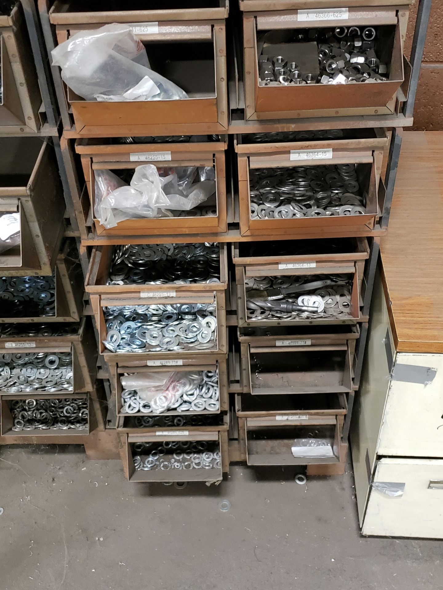 METAL PARTS BINS W/ ASSORTED WASHERS AND NUTS - Image 4 of 4