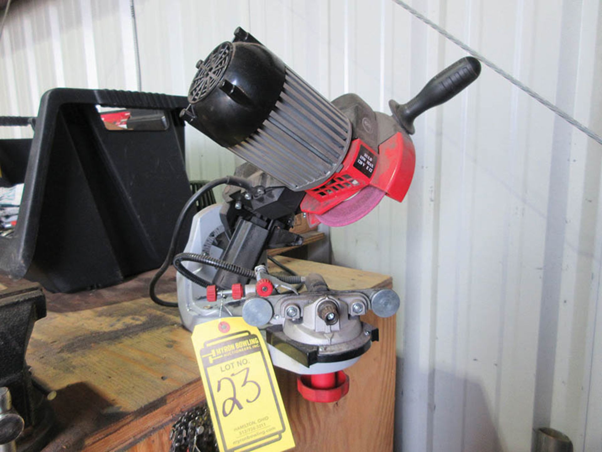 OREGON BENCH/WALL MOUNTED CHAIN GRINDER, 120V. 410 SERIES, ALSO STRONGWAY RIVETE & CHAIN BREAKER