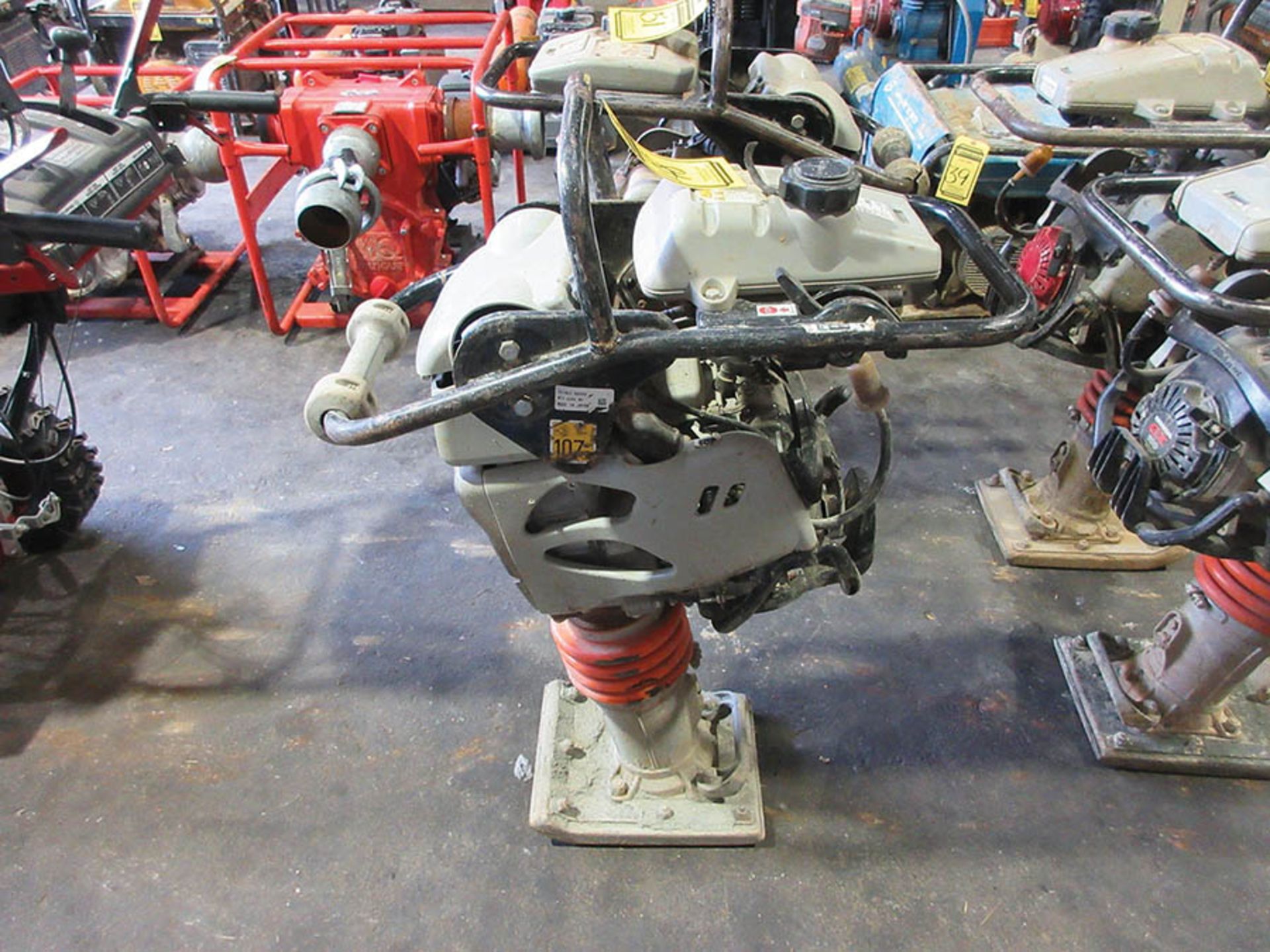 MULTIQUIP MIKASA MTX-60 TAMPER, HONDA GX100 ENGINE, 31 HOURS - Image 2 of 2