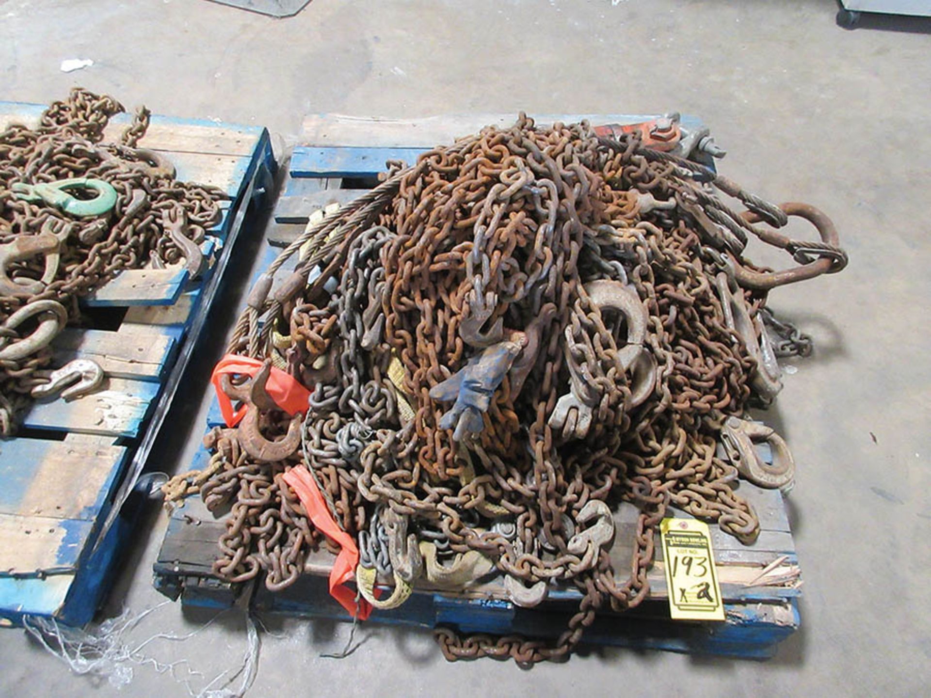 (2) PALLETS W/ ASSORTED SPREADER CHAINS AND CABLES