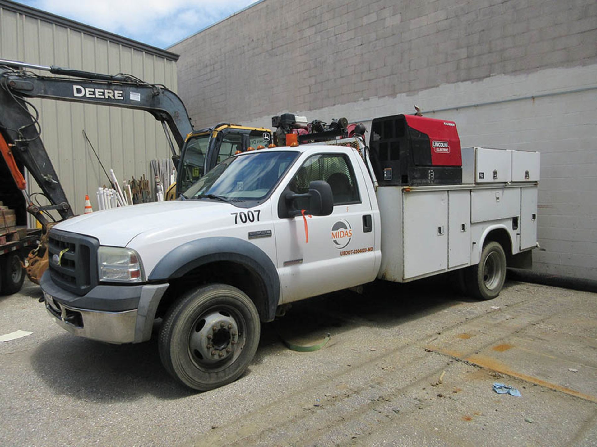 (2006) FORD F550 SUPER DUTY XL MECHANICS TRUCK, POWER STROKE TURBO DIESEL V-8, KNAPHEIDE UTILITY