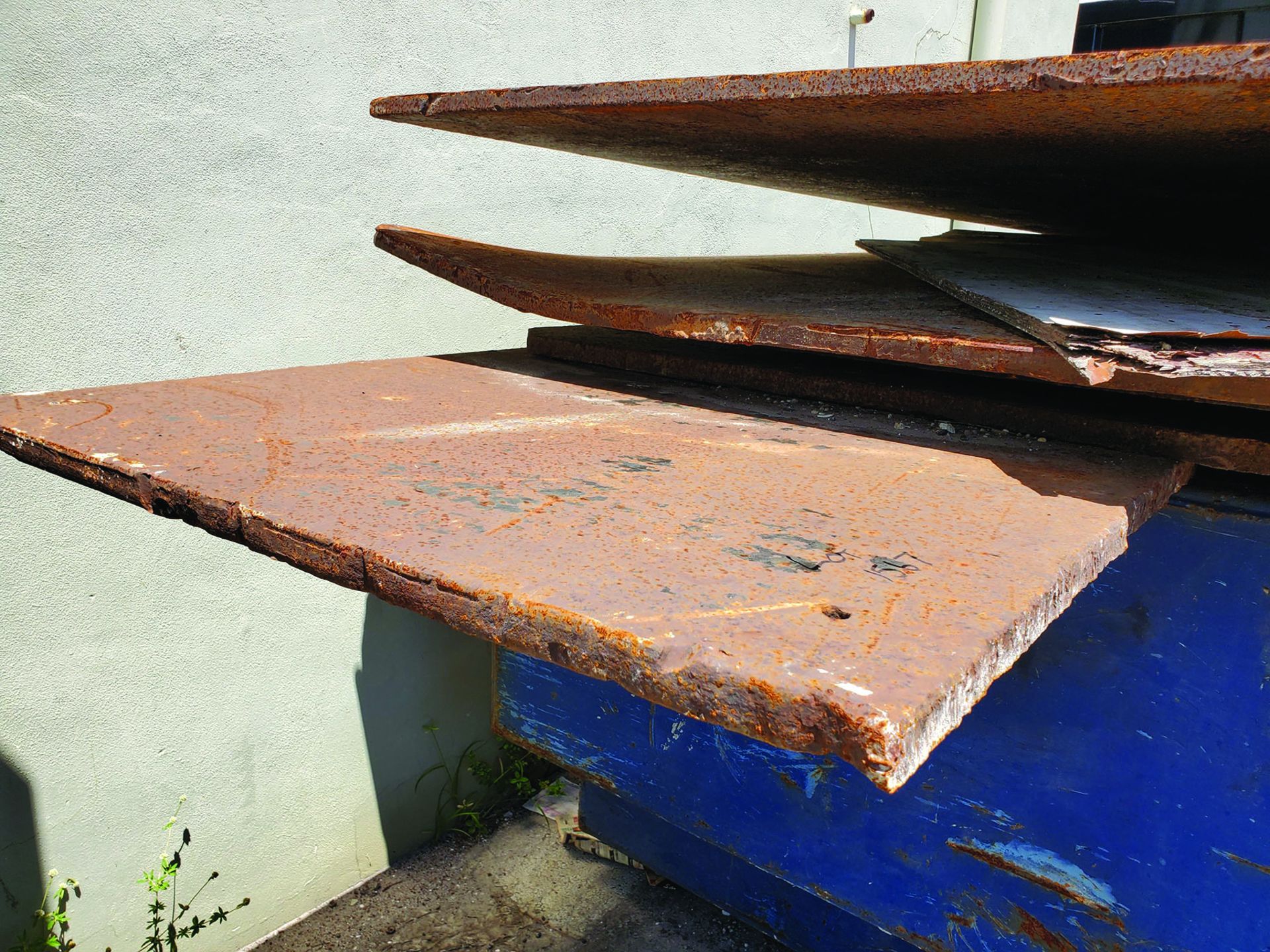 TRENCH BOX & (4) 8' X 10' X 1" ROAD PLATE & 1 CUT OFF OF PLATE (FLORIDA) - Image 5 of 5