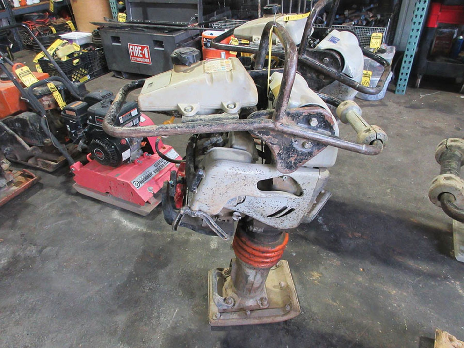 MULTIQUIP MIKASA MTX-60 TAMPER, HONDA GX100 ENGINE, 157 HOURS - Image 2 of 2