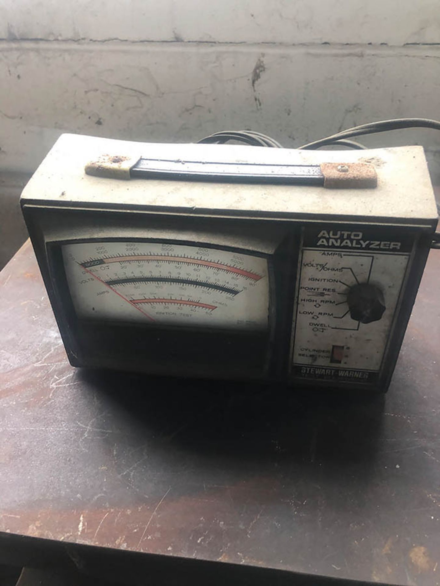 STEWART WARNER TEST EQUIPMENT AUTO ANALYZER, S/N 4515