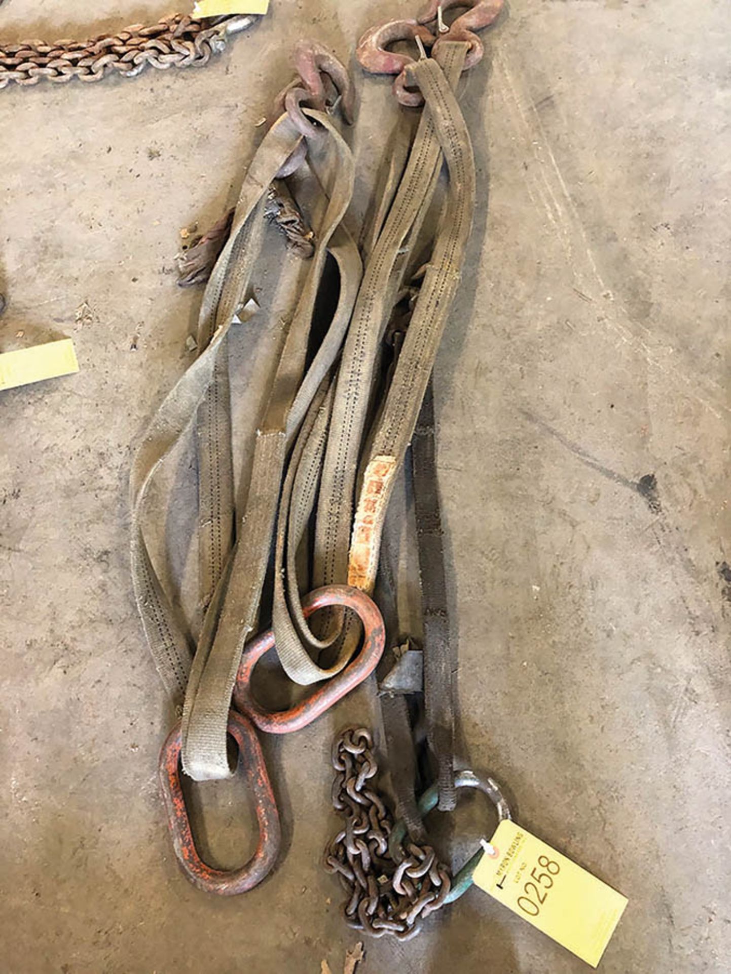 (LOT) ASSORTED CABLE LIFTING SLINGS