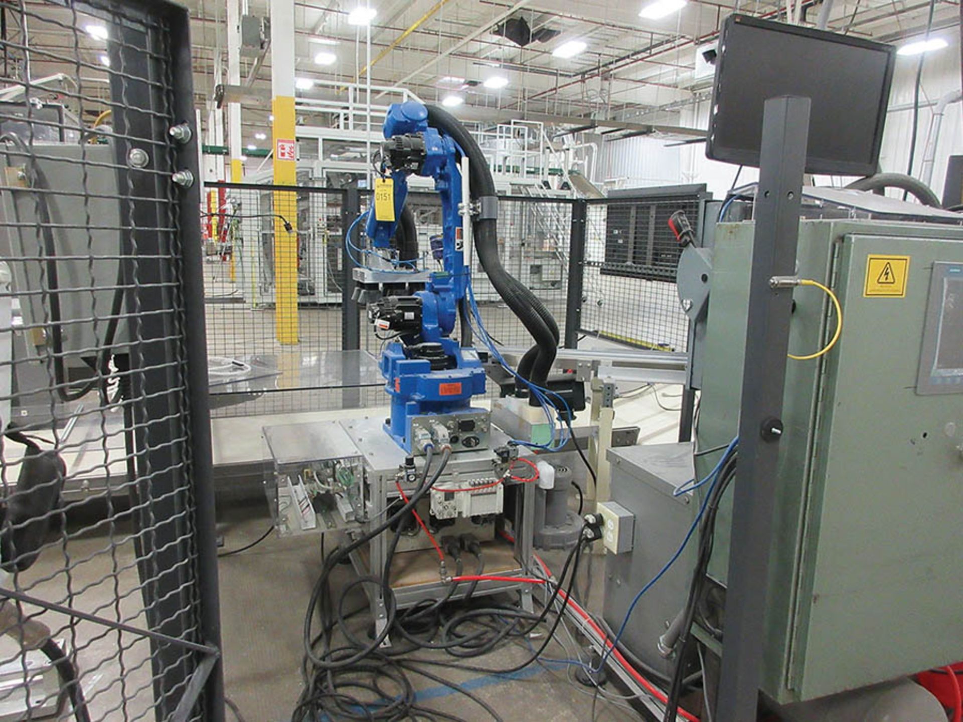 2014 YASKAWA MOTOMAN ROBOT ARM AND CUSTOM CAMERA INSPECTION SYSTEM