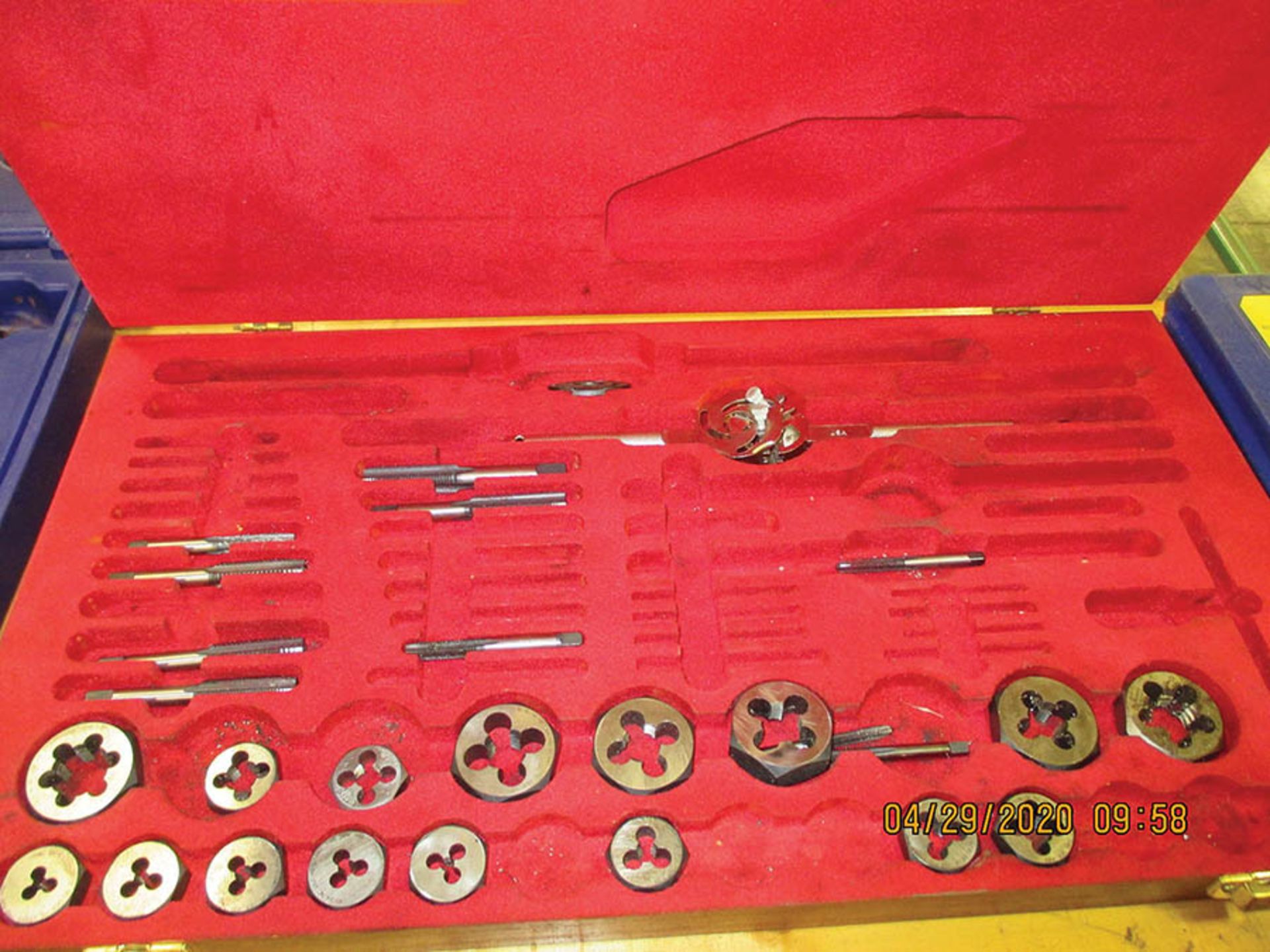 MAGNA TAP & DIE SET