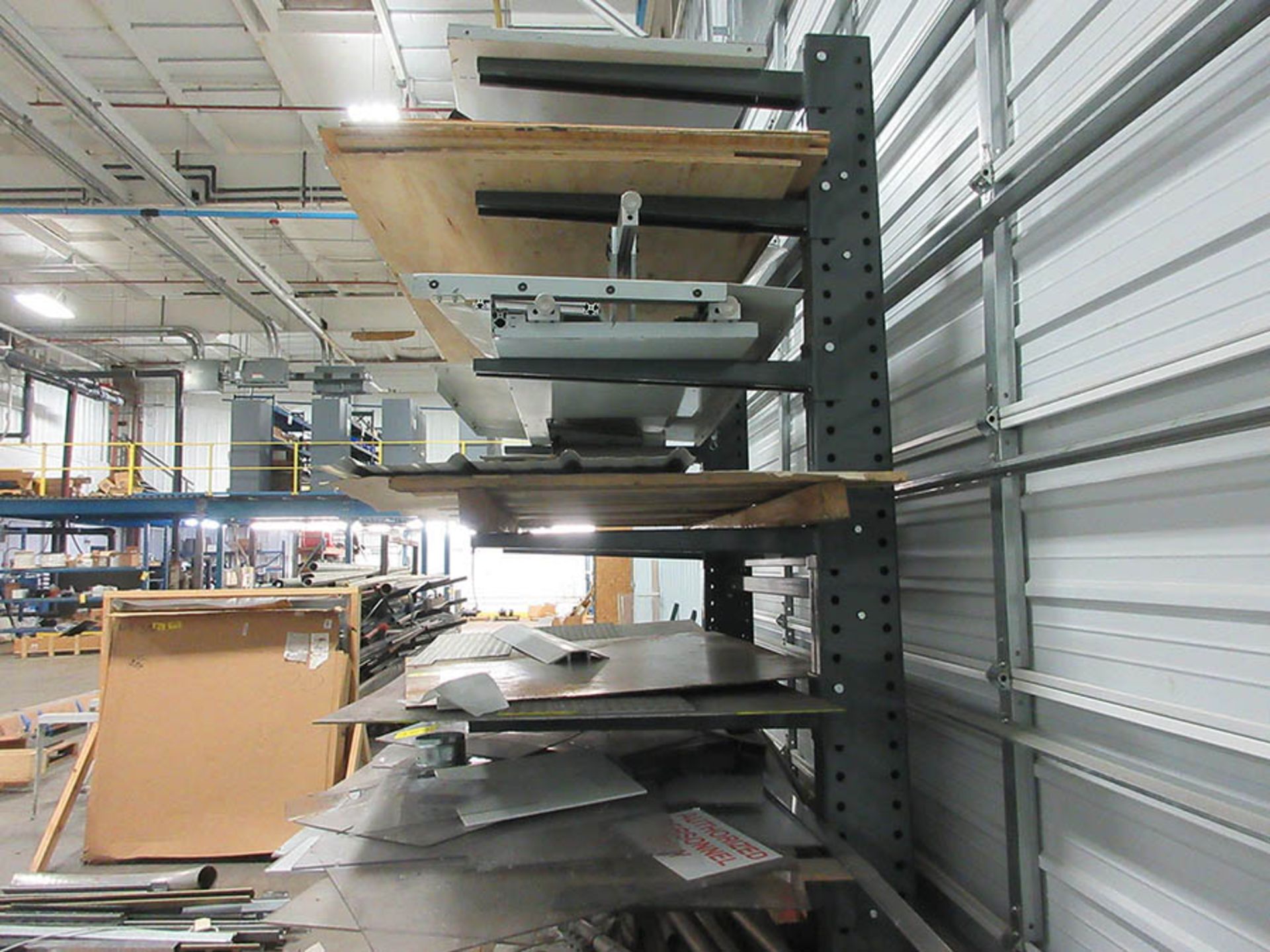 CONTENTS OF CANTILEVER RACK - CONDUIT, DIAMOND PLATE, LEXAN, AND PLYWOOD - Image 3 of 3