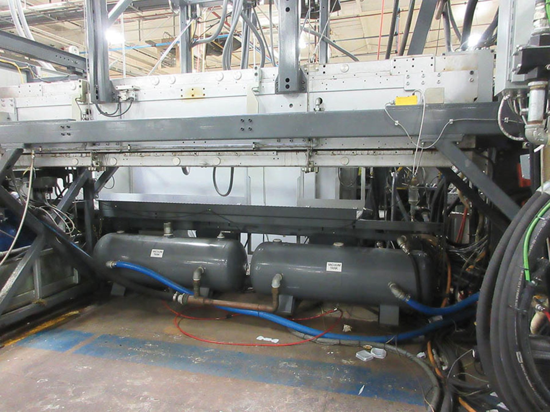 2013 THERMOFORMING SYSTEMS FT4000 THERMOFORMER, S/N 1196, SHEET - .180'' THICKNESS, FORMING - 30. - Image 2 of 7