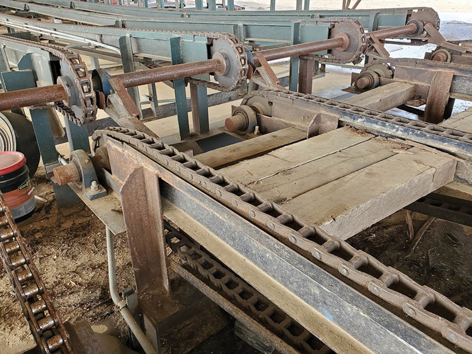 115' 4-STRAND LUMBER SORTING CHAIN W/H-78 CHAIN, MOTOR & DRIVE (HEAVY DUTY) HAS STEEL PLATE - Image 23 of 37
