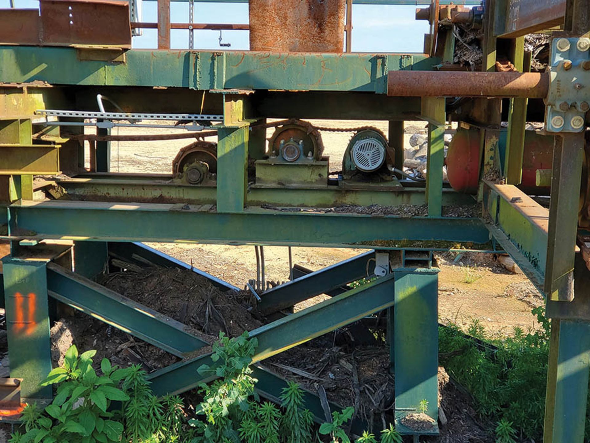 25' 6-STRAND LOG DECK TREE LENGTH 50' LOG TROUGH CONVEYOR W/110 BOX CHAIN - Image 10 of 21