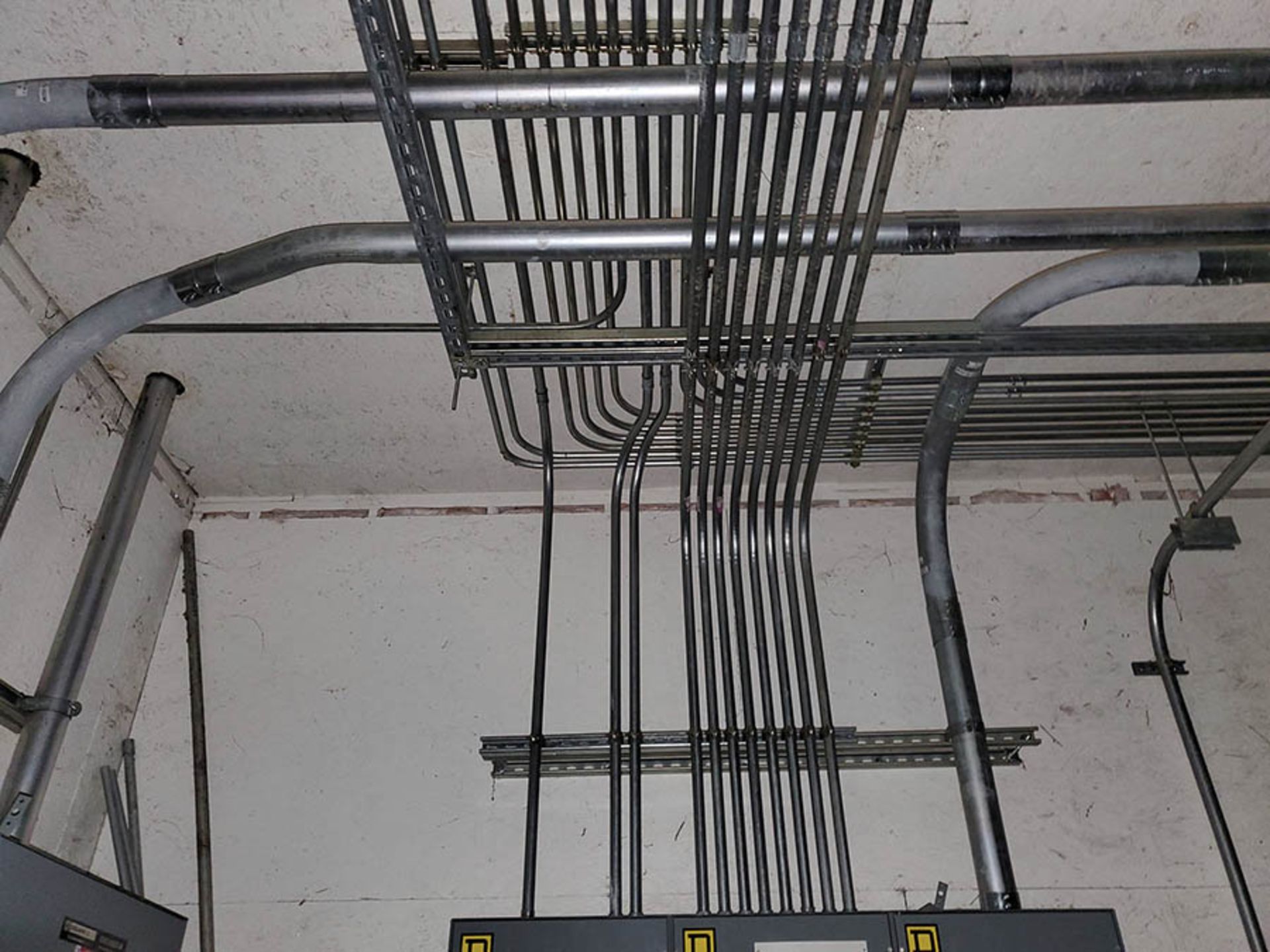ALL WIRE IN ELECTRICAL ROOM STOPPING AT EACH MCC OR ELECTRICAL PANEL TO POLE - Image 4 of 12