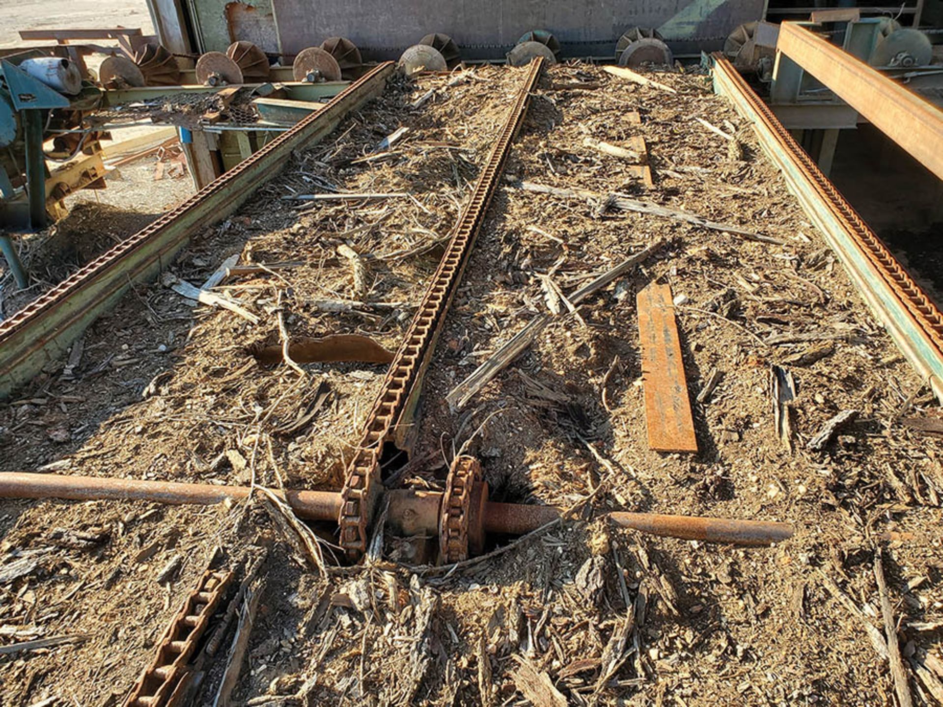 45' HOURGLASS POWER ROLLER SECTION, CHAIN DRIVEN - (1) SECTION W/LOG KICKER TO SAWMILL, (1) - Image 10 of 49