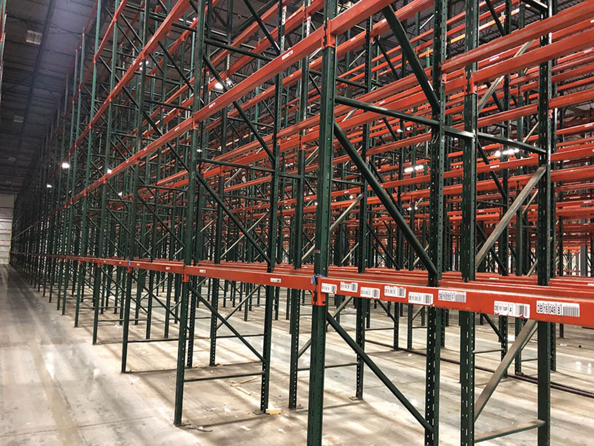 (32) BAYS/SECTIONS OF RIDG-U-RAK PALLET RACKING, CONSISTING OF (33) TOTAL UPRIGHTS- (2) UPRIGHTS ARE