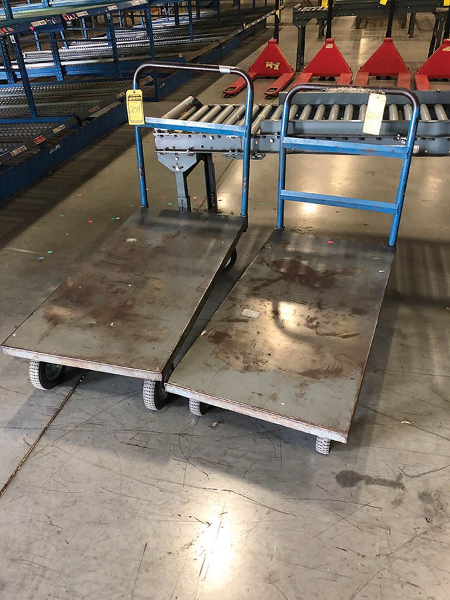 2 METAL MATERIAL CARTS