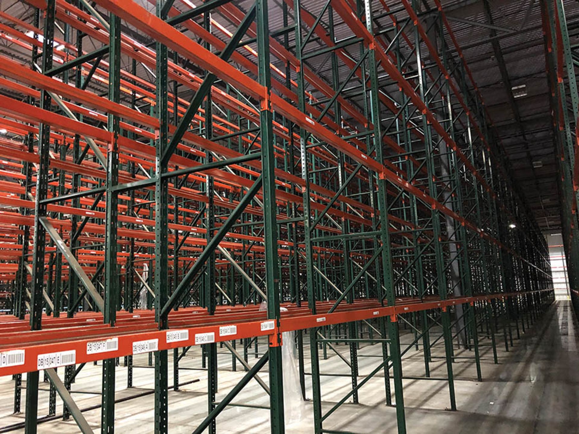 (32) BAYS/SECTIONS OF RIDG-U-RAK PALLET RACKING, CONSISTING OF (33) TOTAL UPRIGHTS- (2) UPRIGHTS ARE