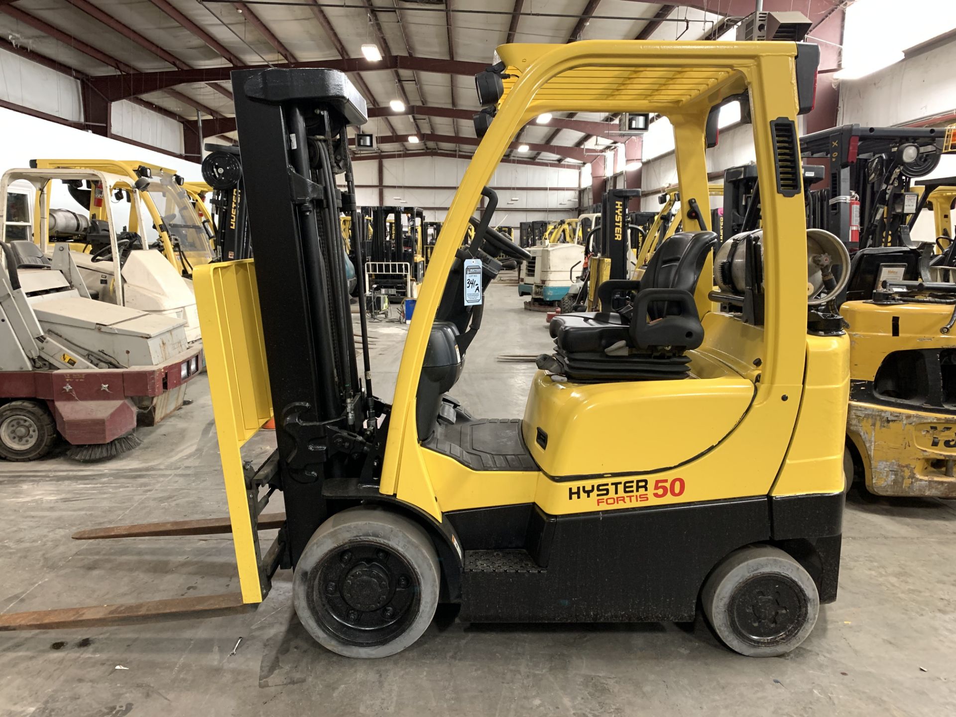 2014 HYSTER 5,000-LB. CAPACITY FORKLIFT, MODEL: S50FT, LPG, SOLID TIRES, 3-STAGE MAST, SIDESHIFT