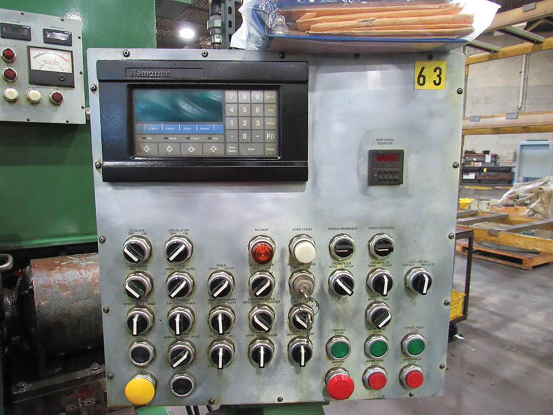 MCGILL HEALD CNC AUTO LOAD BORE GRINDER MODEL 1-CF-70, S/N 43974, MOTOR DRIVE GRINDING & UNIVERSAL - Image 3 of 6