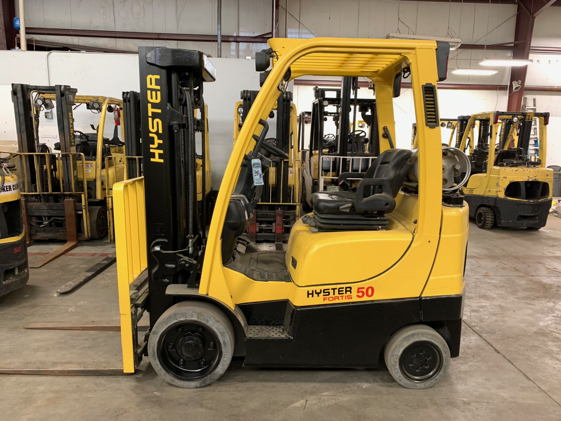 2015 HYSTER 5,000-LB. CAPACITY FORKLIFT, MODEL: S50FT, LPG, SOLID TIRES, 3-STAGE MAST, SIDESHIFT