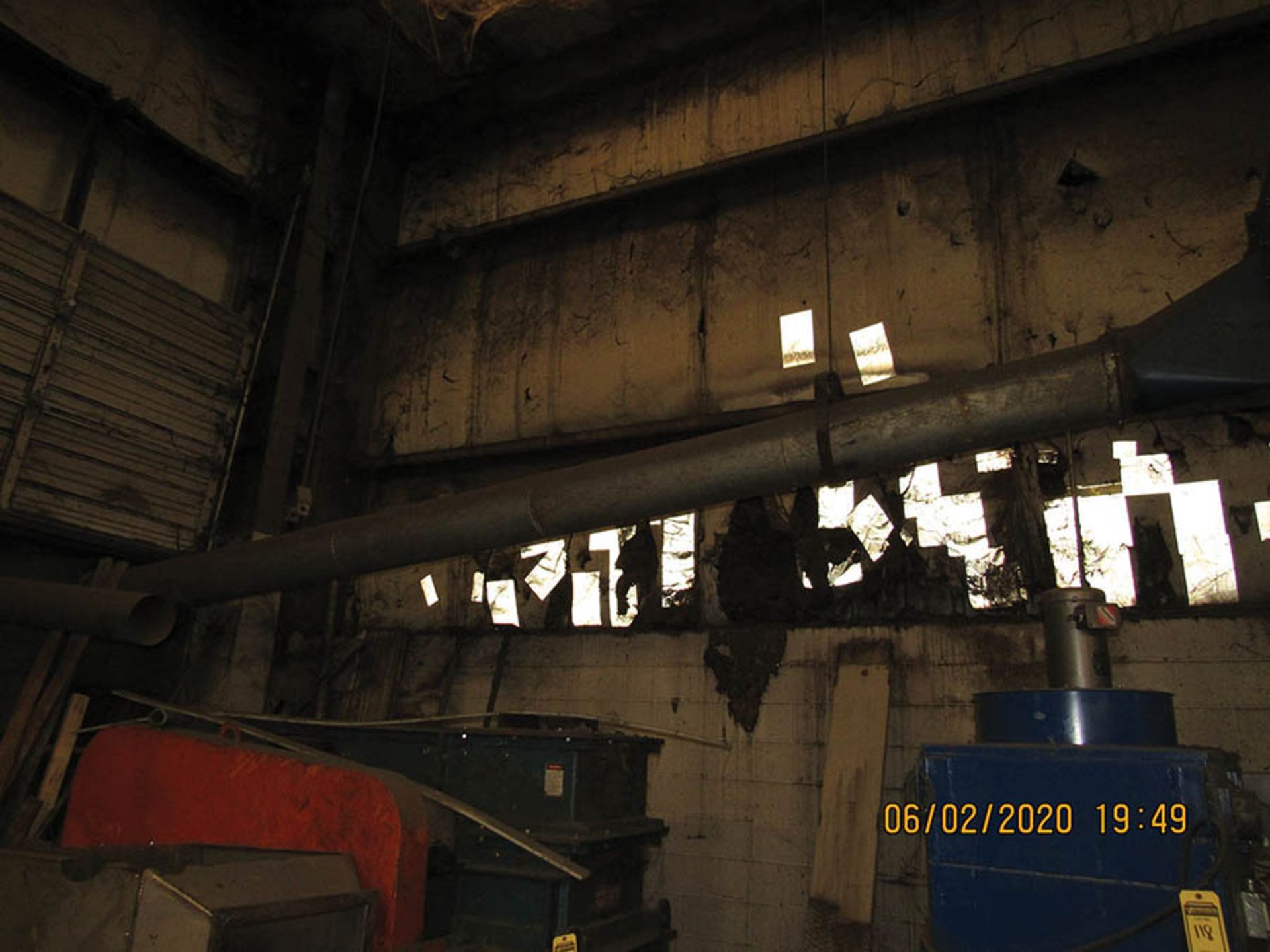 TORIT DONALDSON DUST COLLECTOR W/ PIPING & STAND - Image 2 of 3