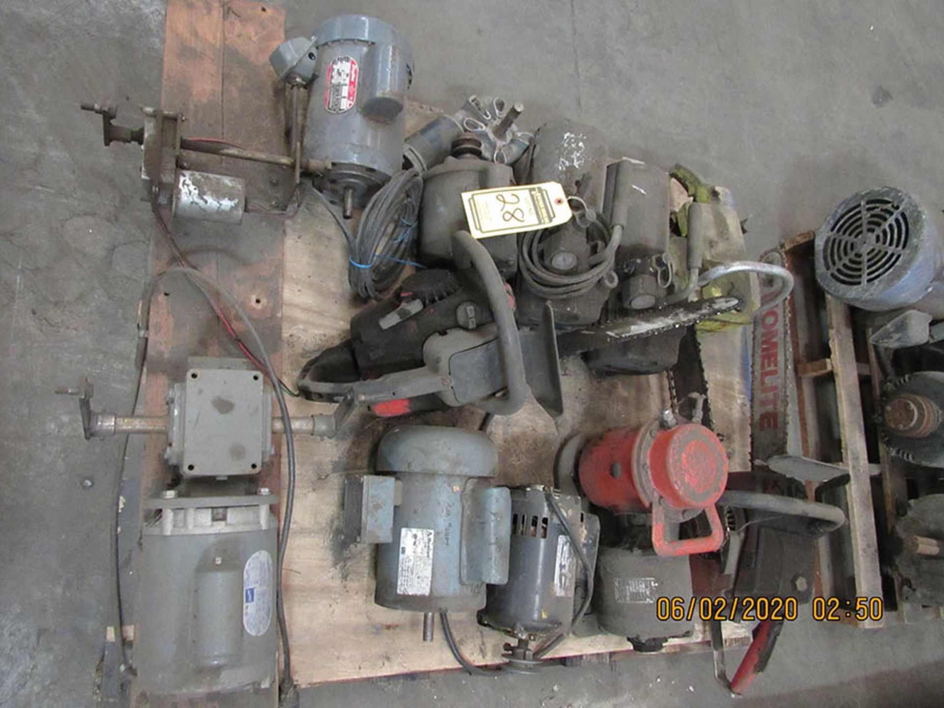 ASSORTED ELECTRIC MOTORS, VACUUM PUMPS, CHAINSAWS, 50-LB. WEIGHTS, 100-LB AND 25-LB, CRAFTSMAN TOOLS - Image 11 of 16