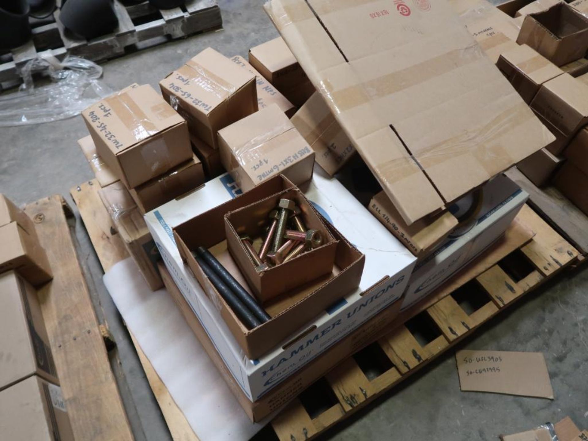 (10) PALLETS INCLUIDNG ASSORTED PIPE UNIONS AND PIPE FITTINGS - Image 10 of 11