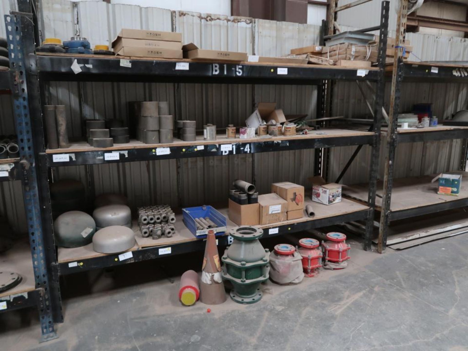 CONTENTS OF PALLET RACK INCLUDING STAINLESS PIPE & FITTINGS, PIPE FITTINGS AND WELD FITTINGS