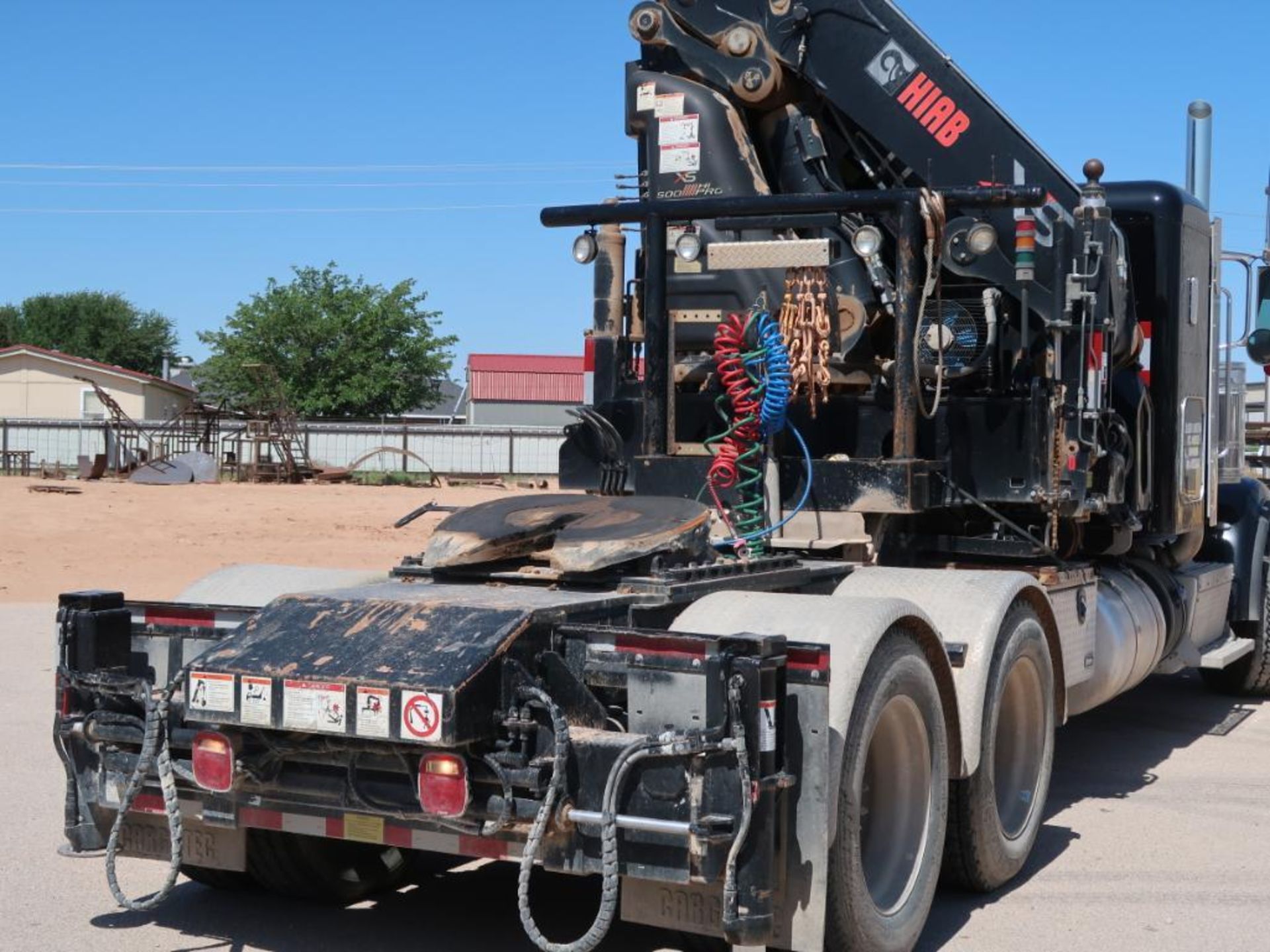 (2014) PETERBILT 367 FLATBED CRANE TRUCK, DUAL T/A, CUMMINS ISX15-485 DIESEL ENGINE, 13-SPEED - Image 6 of 13