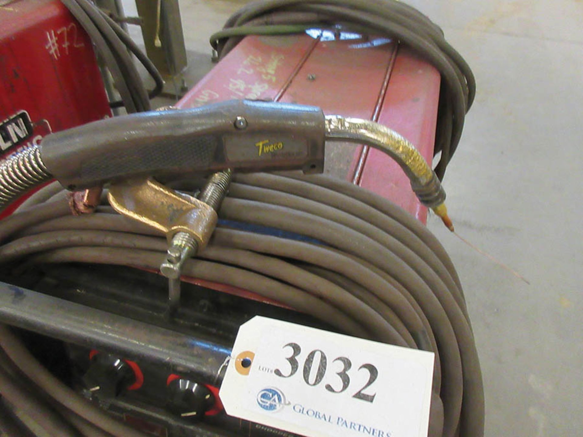 LINCOLN ELECTRIC 350MP POWER MIG WELDER WITH TWECO WELDSKILL MIG GUN, #37 - Image 3 of 3