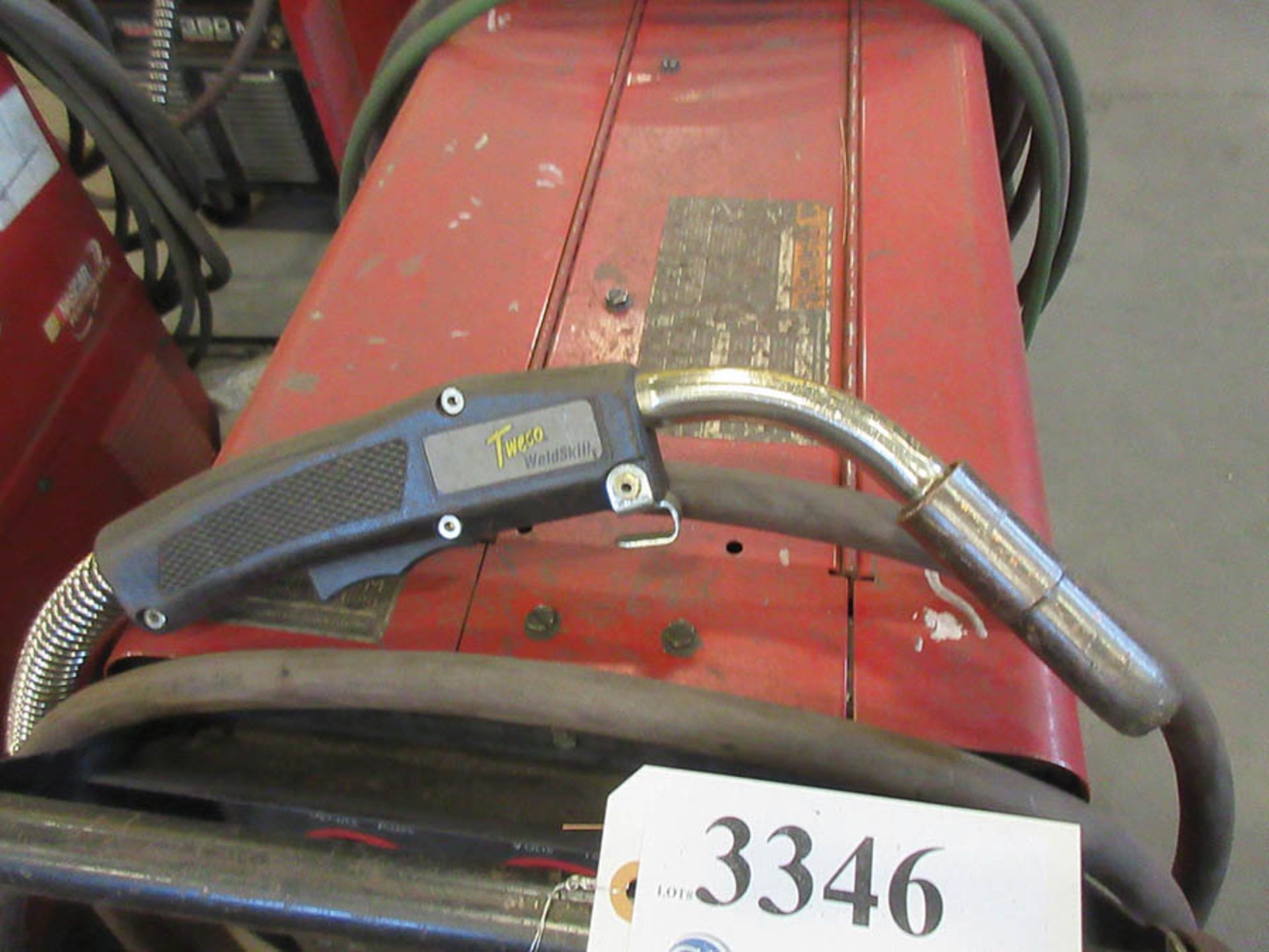 LINCOLN ELECTRIC 350MP POWER MIG WELDER WITH TWECO WELDSKILL MIG GUN, #BAY 8 - Image 3 of 3