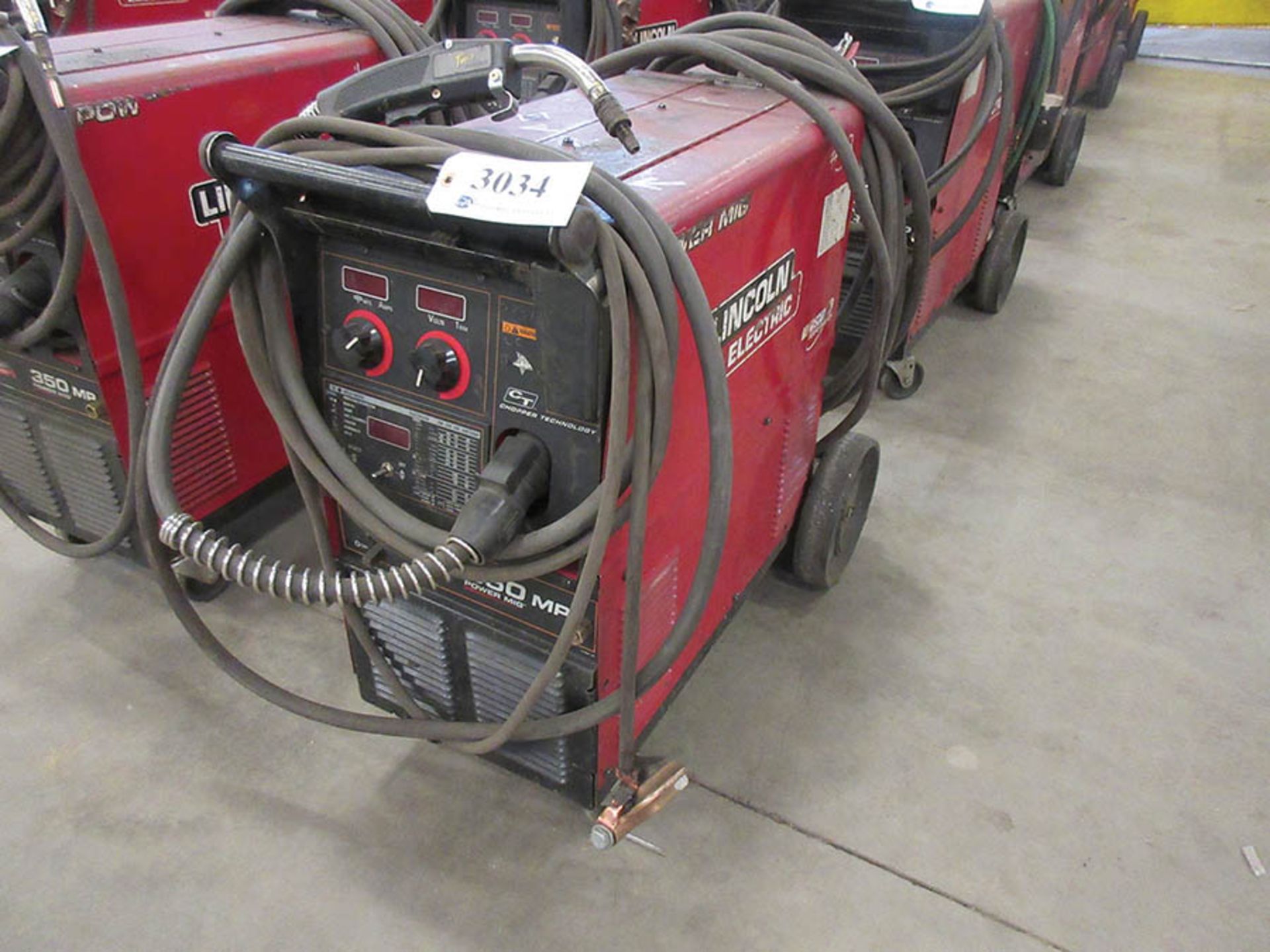 LINCOLN ELECTRIC 350MP POWER MIG WELDER WITH TWECO WELDSKILL MIG GUN, #33