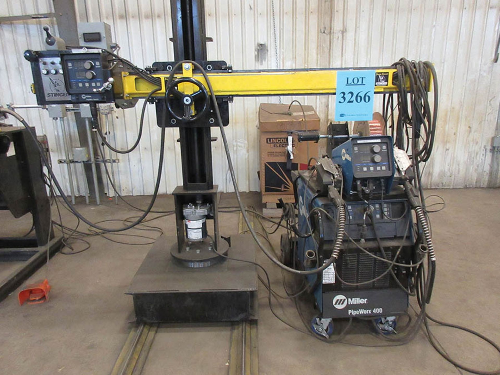 STINGER JIMMY JAMMER 4' WELDING MANIPULATOR, S/N: 4X4-348, WITH STINGER 2,000 LB. WELDING - Image 2 of 14