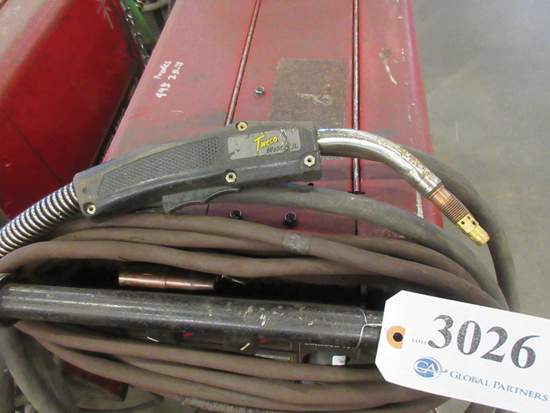 LINCOLN ELECTRIC 350MP POWER MIG WELDER WITH TWECO WELDSKILL MIG GUN, #88 - Image 3 of 3