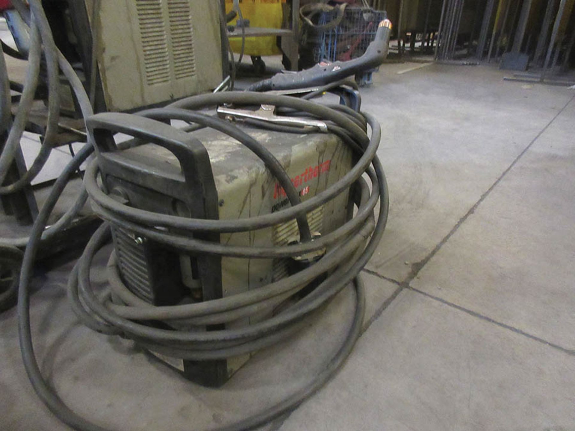 HYPERTHERM POWERMAX 85 PLASMA CUTTER WITH HAND TORCH - Image 2 of 3