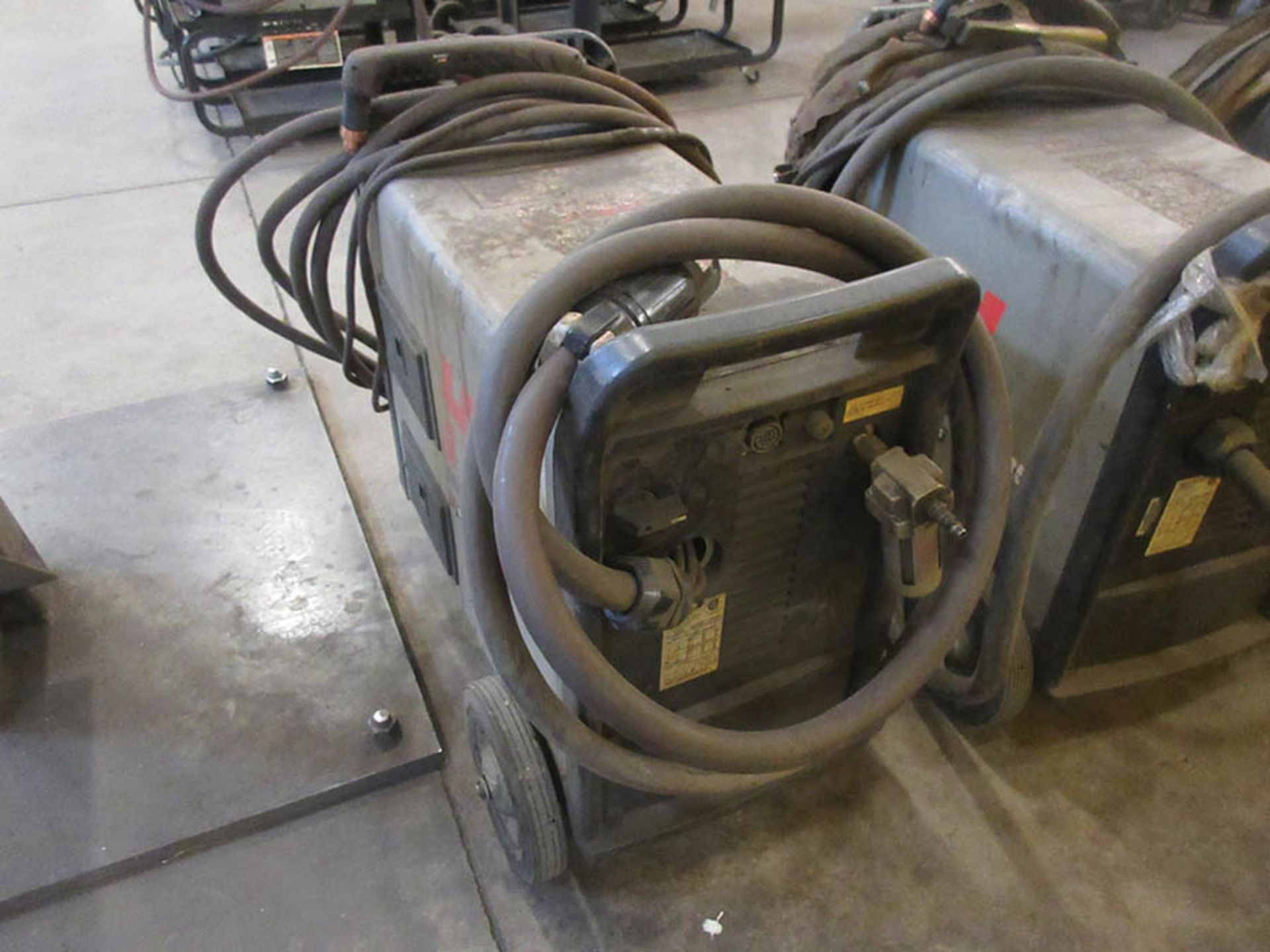 HYPERTHERM POWERMAX 1650 PLASMA CUTTER WITH HAND TORCH - Image 2 of 3