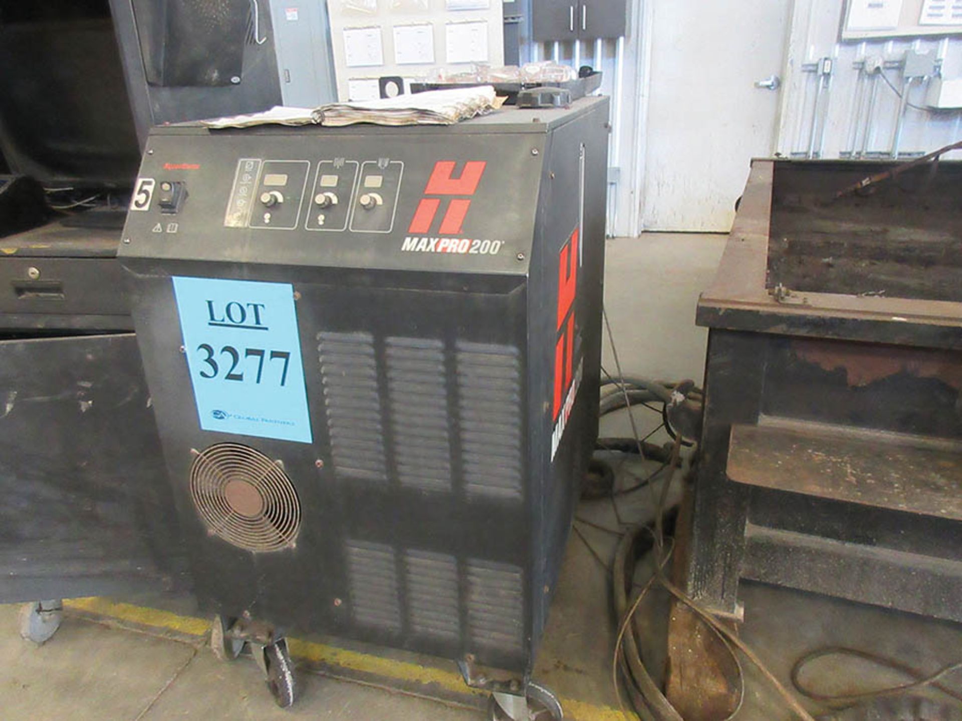 HYPERTHERM MAXPRO 200 CUTTING SYSTEM, P/N: 078609, S/N: MP200-000125, WITH LINCOLN ELECTRIC - Image 2 of 13