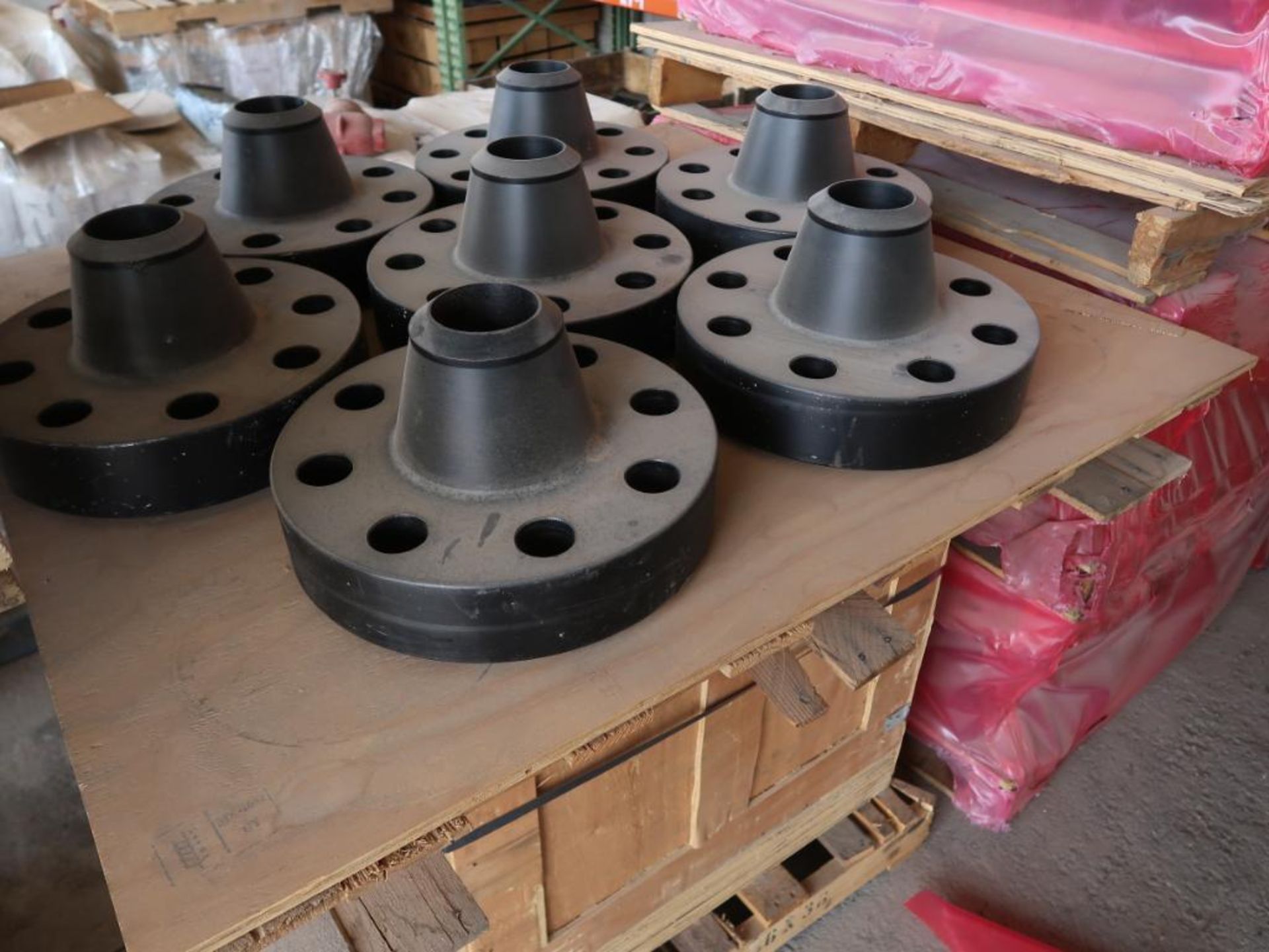 ASSORTED OIL & GAS PRODUCTION PARTS & EQUIPMENT - 4'' HAMMER UNION; ASSORTED WELD FLANGES; ROPER - Image 18 of 20