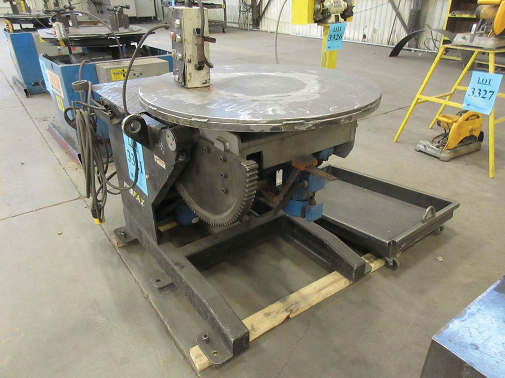 PROFAX WELDING POSITIONER, MODEL: WP-2000-4, LOAD 2000 LBS./V, CAP 3200 LBS./H, TABLE DIA. 35. - Image 2 of 4
