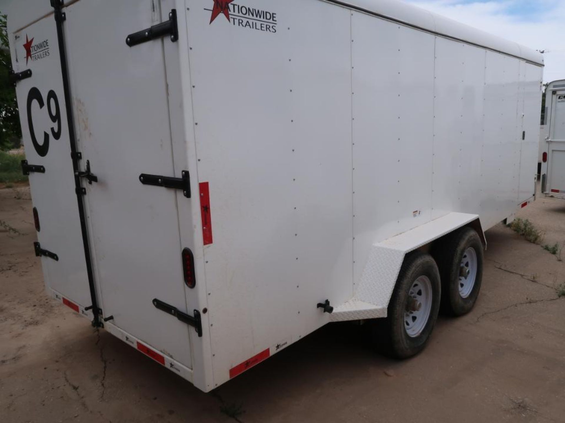 2018 20’ NATIONWIDE ENCLOSED T/A TRAILER, CONTENTS INCLUDED VIN # 3R9BF2025K1202415 - Image 2 of 4