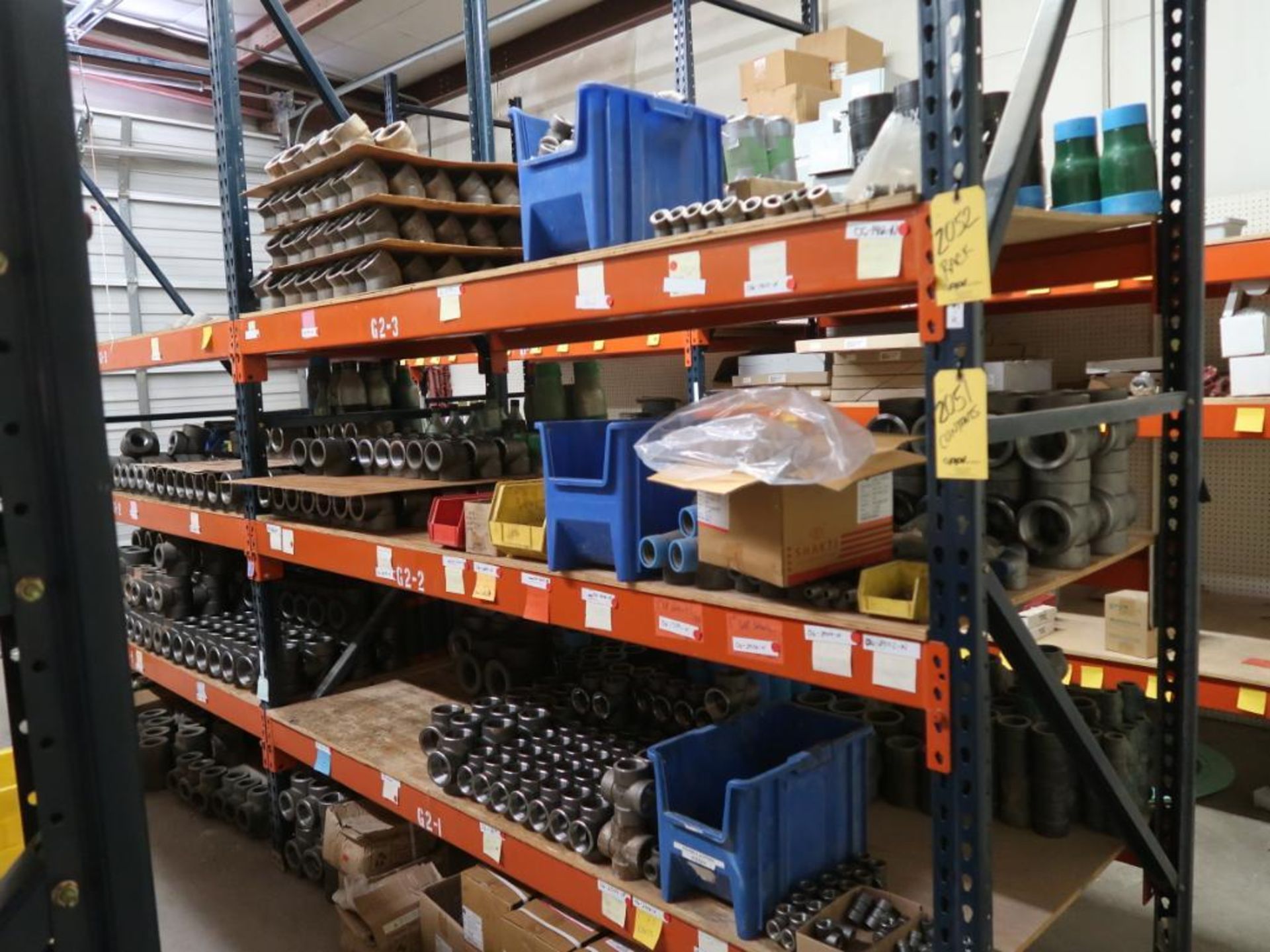 CONTENTS OF PALLET RACKING - EXTRA HEAVY PIPE FITTING