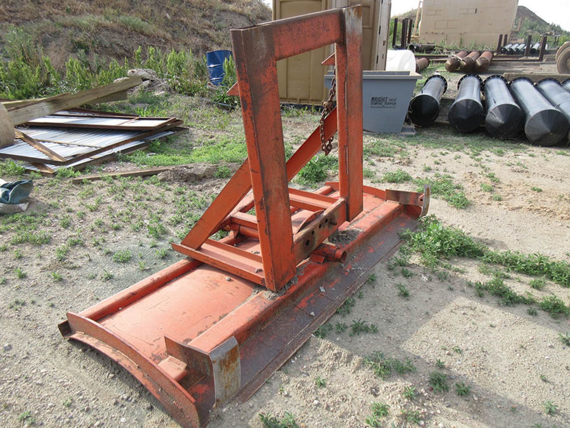 LOT (QTY.1) FORKLIFT BUCKET ATTACHMENT, AND (QTY.1) FORKLIFT PLOW ATTACHMENT, (LOCATION: 3220 ERIE - Image 3 of 4