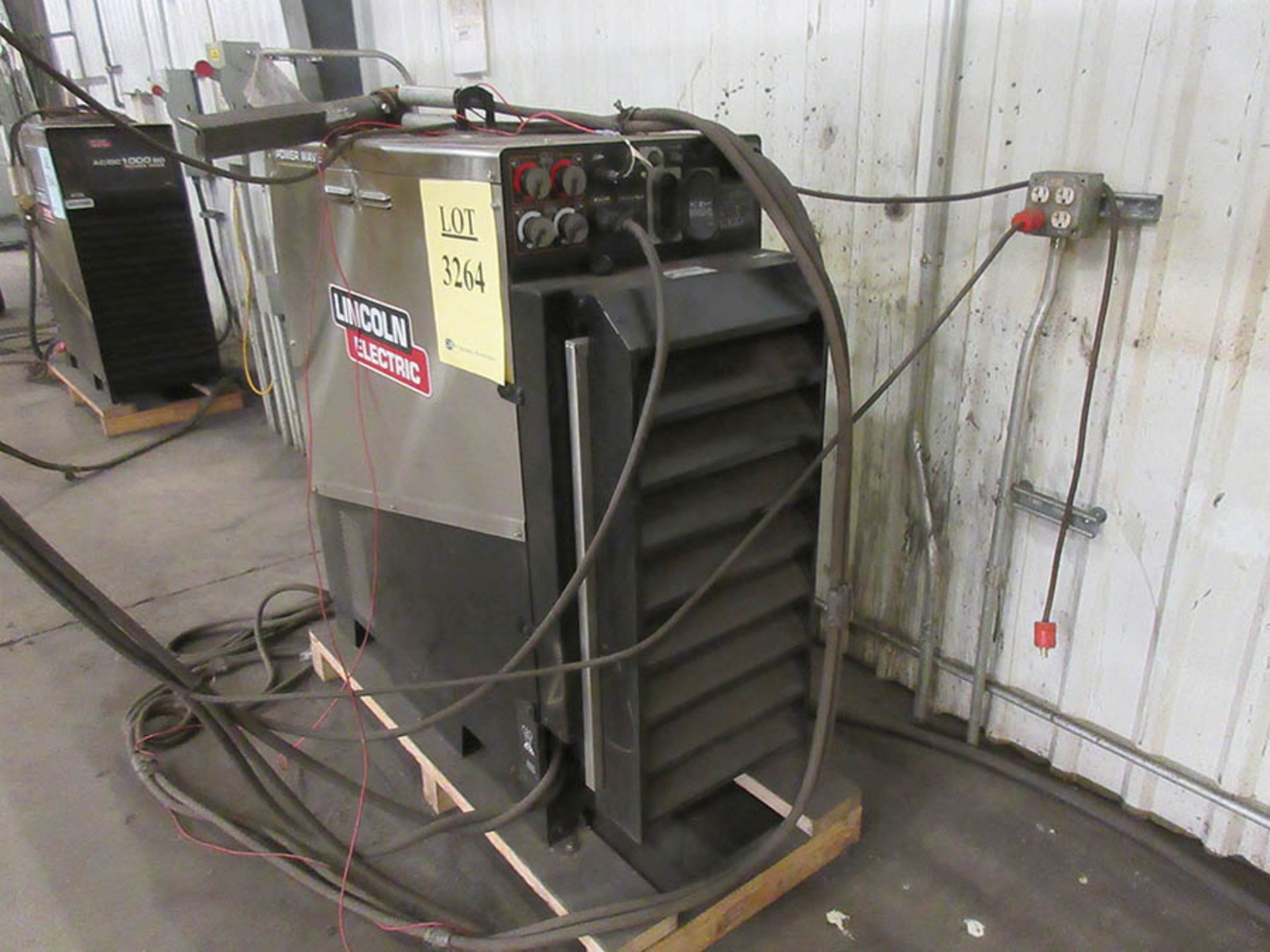 SUB-ARC WELDING STATION, WITH LINCOLN ELECTRIC POWER WAVE AC/DC 1000 SD SUBARC WELDERS, S/N: - Image 3 of 7