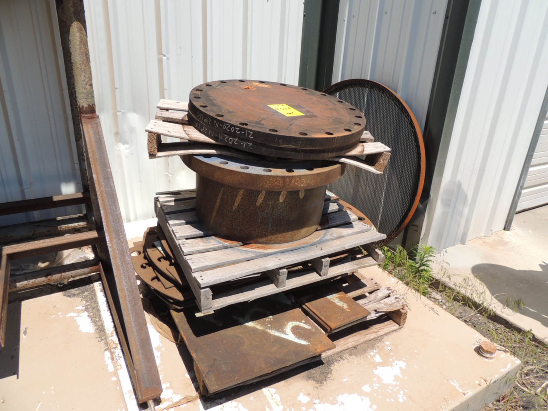 MISC. STEEL PLATE, I-BEAM, CHANNEL IRON, VESSEL CAPS, FLANGES AND CAPS, PIPE, SERRATED STEEL - Image 10 of 20