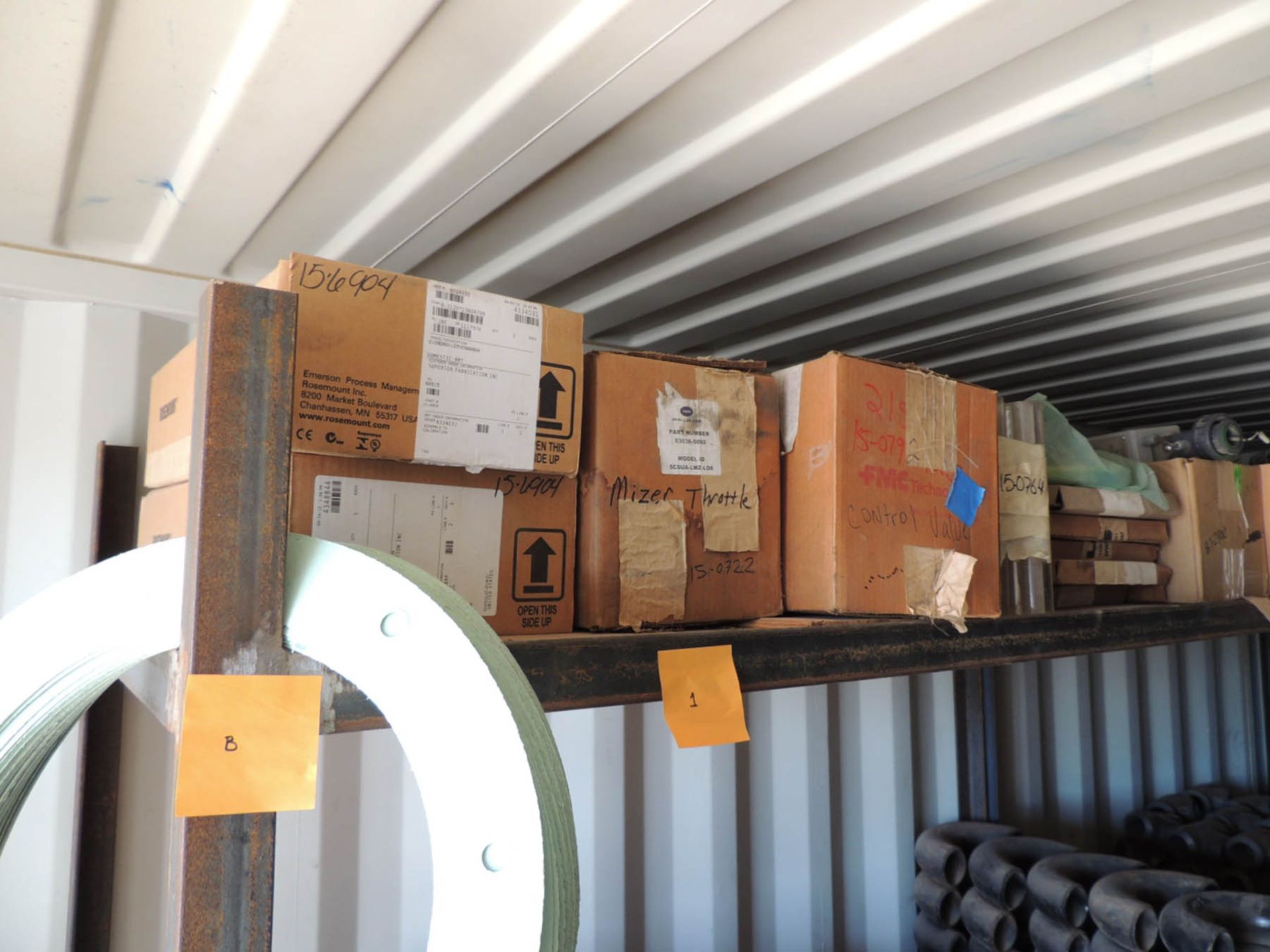 ***CANADIAN, TEXAS*** 8'-6'' x 20' CONTAINER WITH SHELVING AND THE FOLLOWING CONTENTS - THREAD - Image 5 of 30