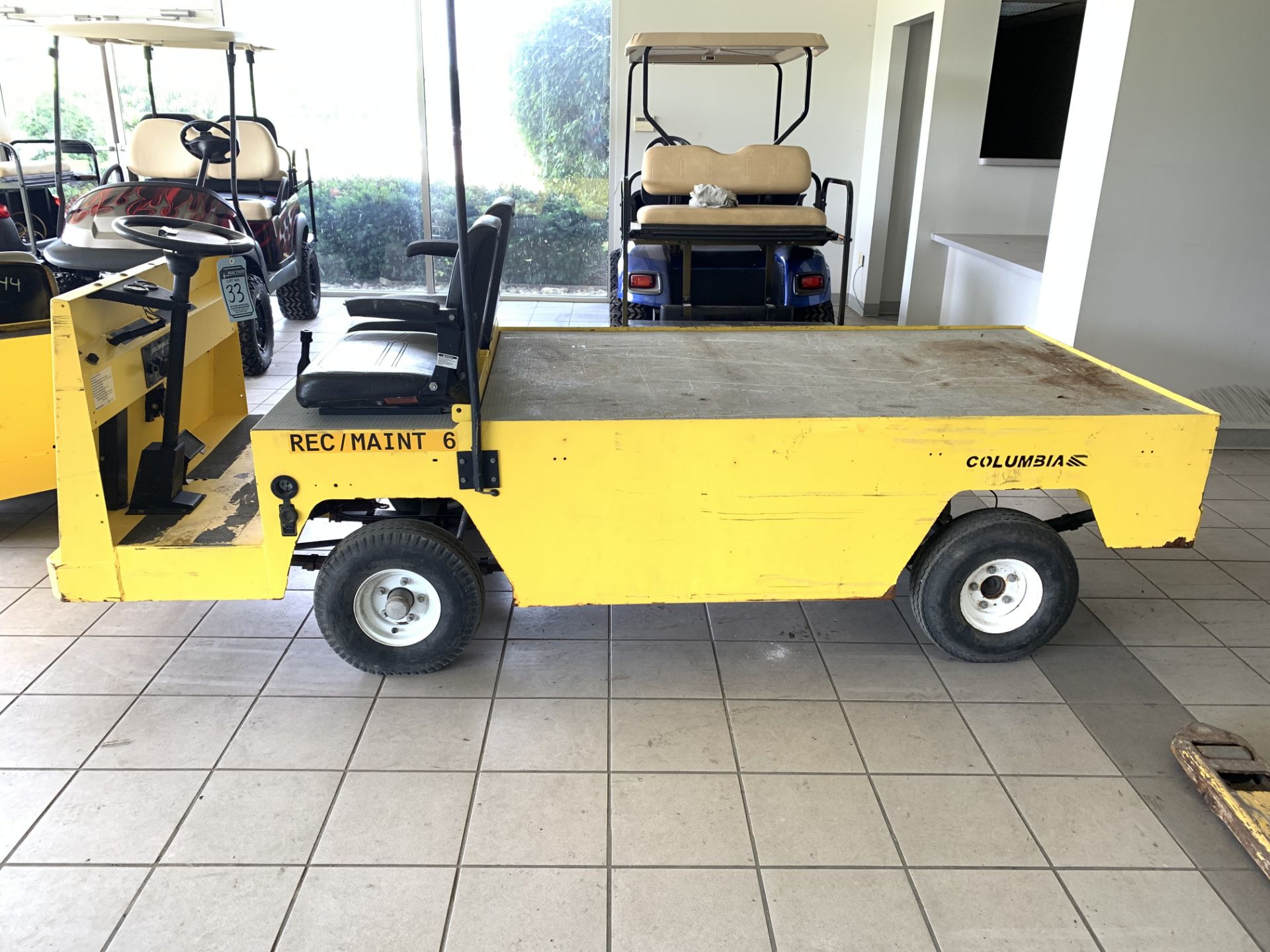 2016 COLUMBIA MAINTENANCE CART, MOD: BC3-L-36, 3,200-LB. CAP. 36V, ON-BOARD CHARGER, RUNS & OPERATES