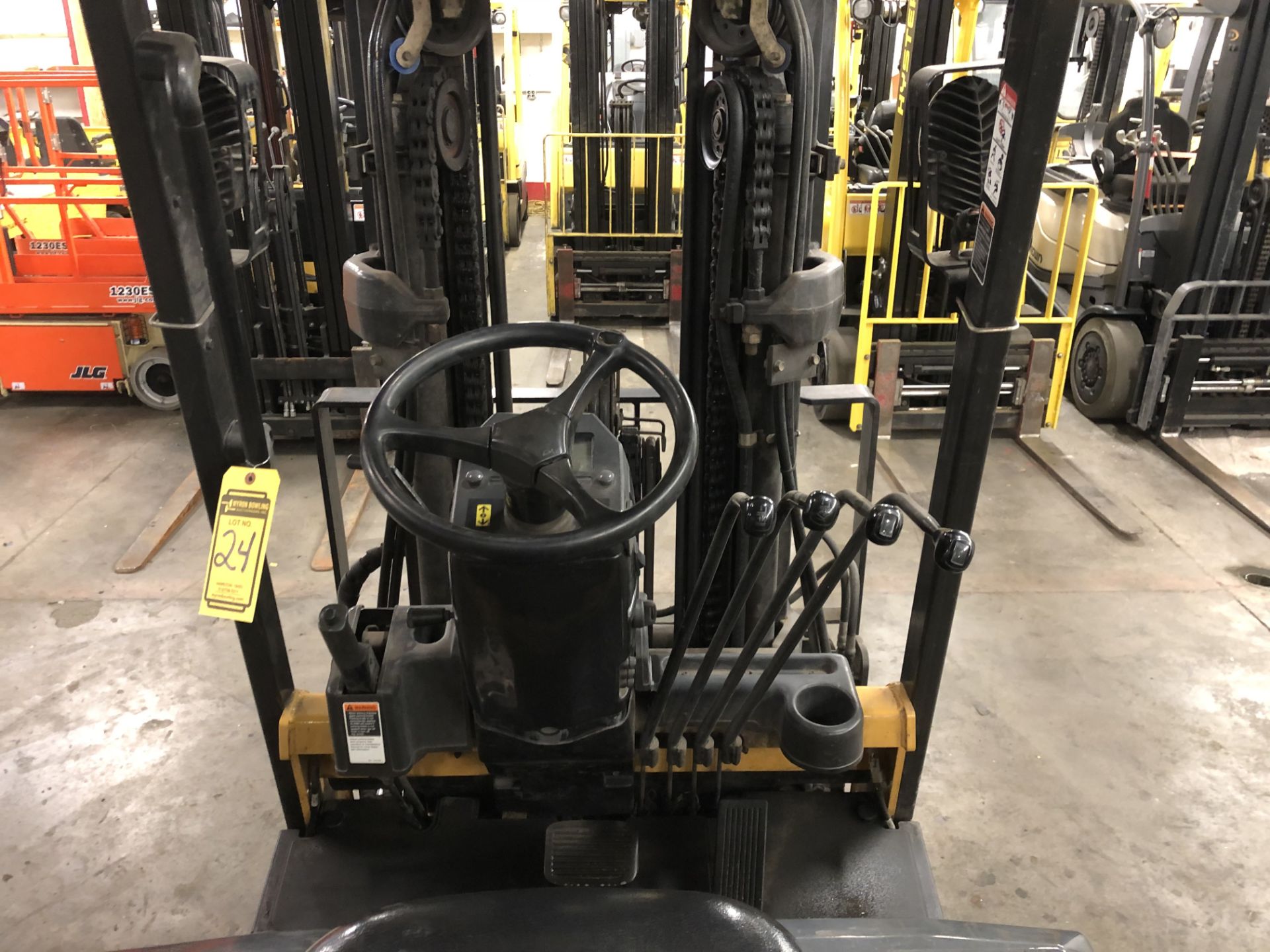 2008 CATERPILLAR 6,000 LB. ELECTRIC FORKLIFT, 36V, MODEL E6000-AC, 3-STAGE, SIDESHIFT, 3,292 HRS - Image 5 of 5