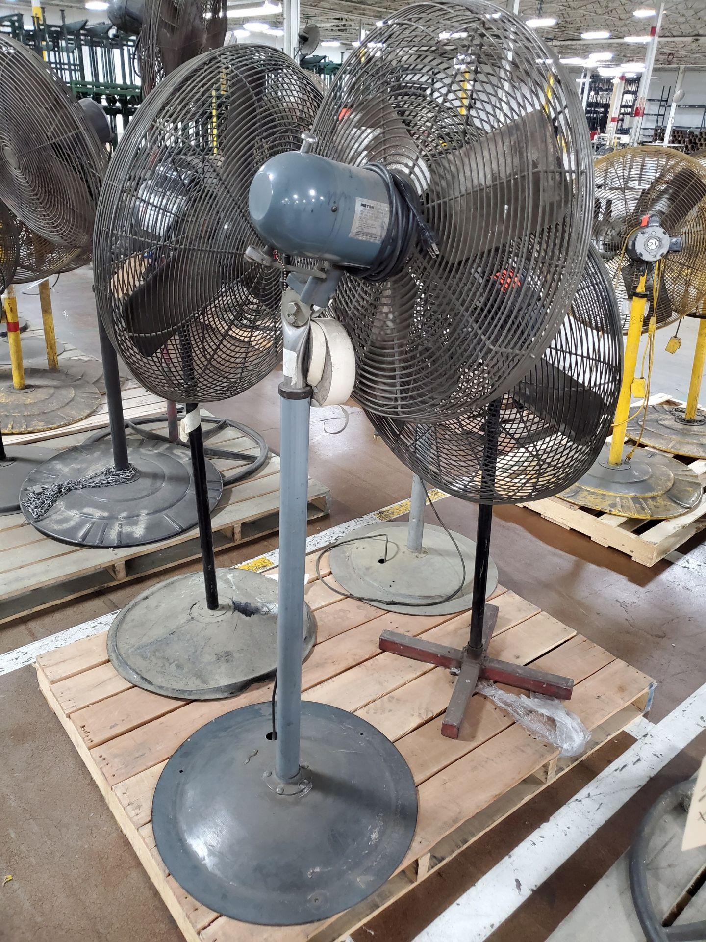 (4) PEDESTAL SHOP FANS - SOME ADJUSTABLE HEIGHT, 24'`-36'` - Image 2 of 4